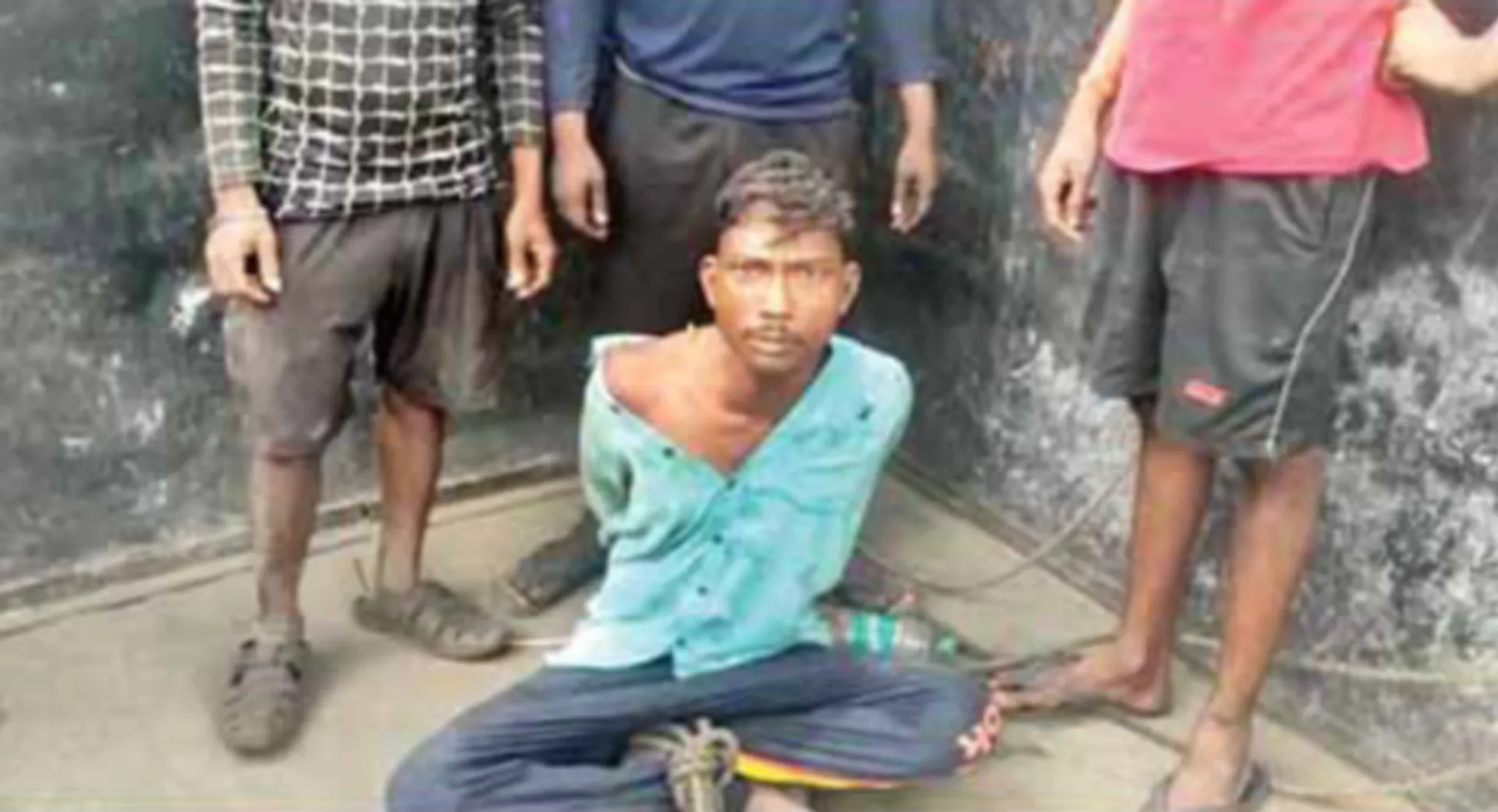 ପାରାଦୀପରେ ପୁଣି ଚାଞ୍ଚଲ୍ୟ: ହାତଗୋଡ଼ ବାନ୍ଧି ଚୋରକୁ ଅପହରଣ!