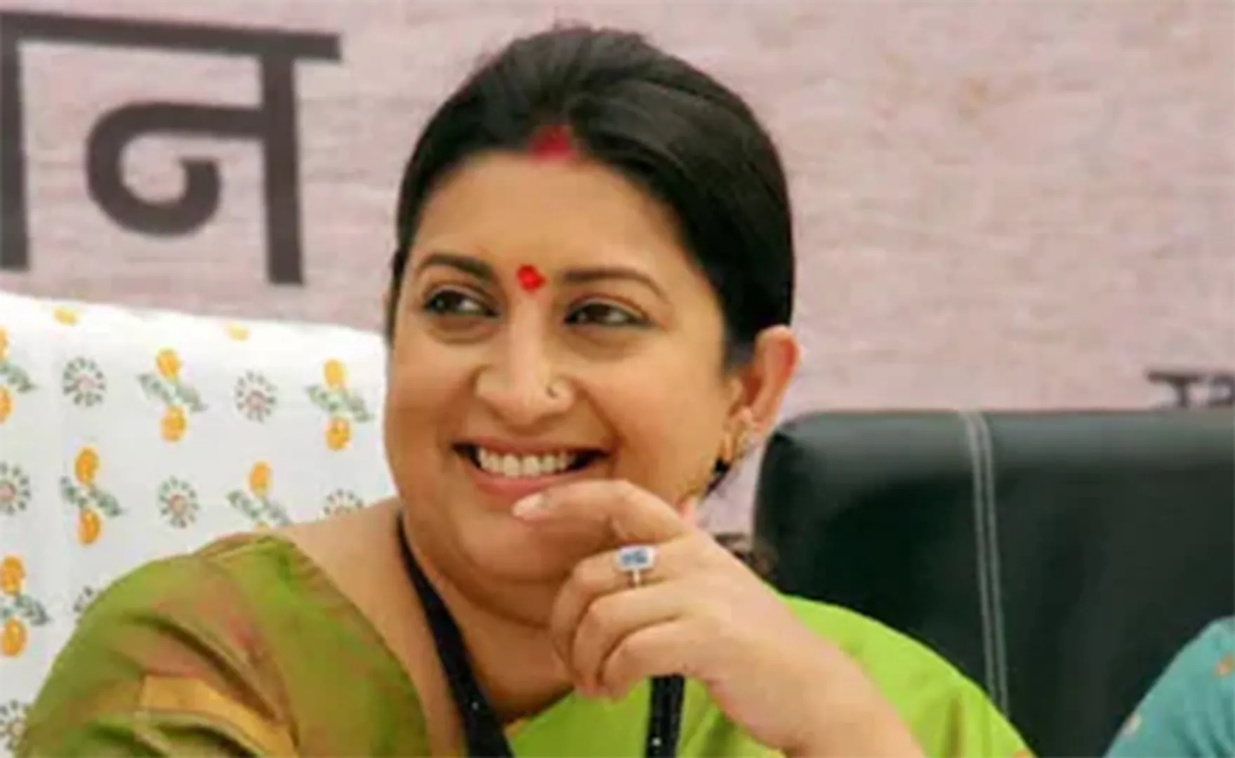 ପିଲାଦିନେ ଯେଉଁ ଘରୁ ତାଙ୍କୁ ତଡିଦିଆଯାଇଥିଲା, ସେହି ଘର କିଣିବାକୁ ପହଞ୍ଚିଲେ ସ୍ମୃତି ଇରାନୀ