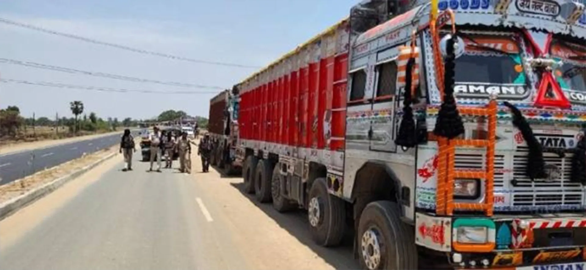 ରାଜପଥରେ ଭାରିଯାନ କଟକଣା କାଗଜ କଲମରେ ସୀମିତ