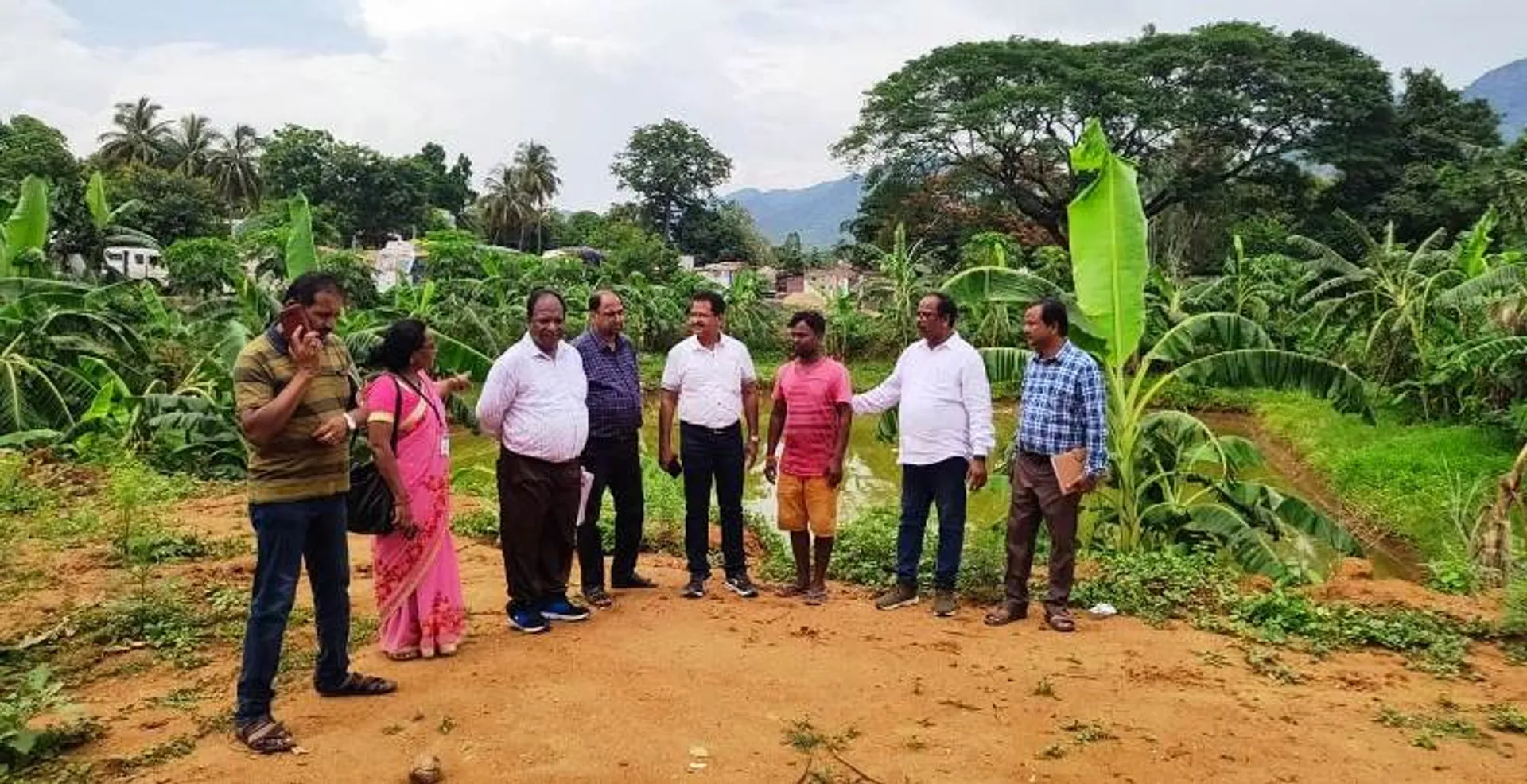 ଚାଷୀଙ୍କୁ ସ୍ବାବଲମ୍ବୀ କରୁଛି ଫାର୍ମ ପଣ୍ଡ, ଜଳସେଚନ ଚିନ୍ତା ଦୂର, ସୁଦୃଢ଼ ହେଉଛି  ଆର୍ଥିକ ସ୍ଥିତି