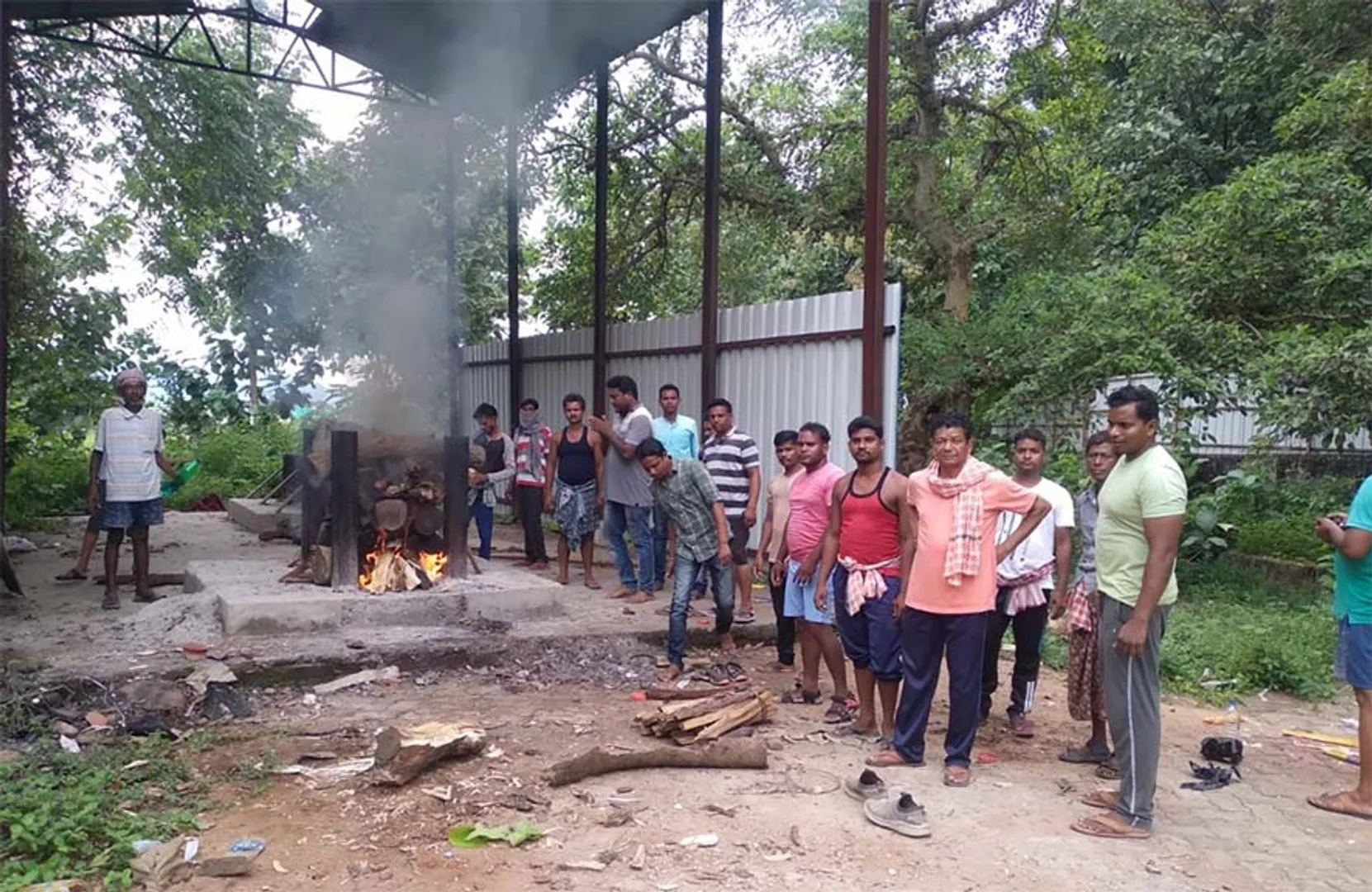ଅସହାୟ ବୃଦ୍ଧାଙ୍କ ମୃତ୍ୟୁ, ଶବ ସତ୍କାର କଲେ ସ୍ବେଚ୍ଛାସେବୀ