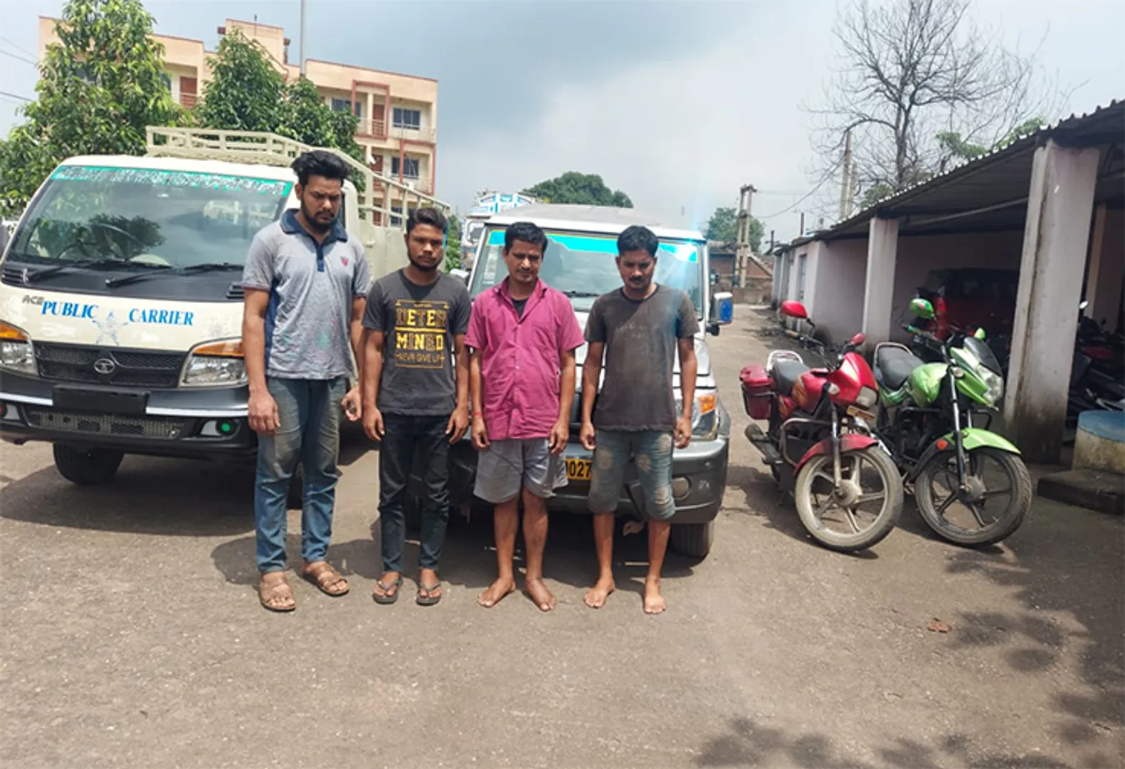 ଗାଡ଼ି ଚୋରି ରାକେଟ୍ ପର୍ଦ୍ଦାଫାସ; ୪ ଚୋରି ଗାଡ଼ି ଉଦ୍ଧାର, ୪ ଗିରଫ