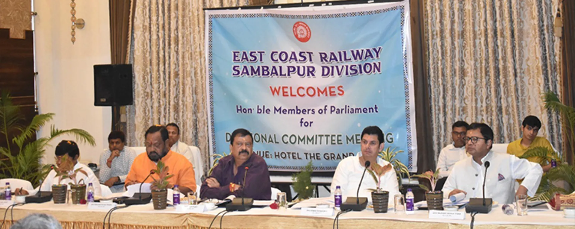 ସମ୍ବଲପୁର ରେଳ ମଣ୍ଡଳସ୍ତରୀୟ ସାଂସଦ-ଅଧିକାରୀଙ୍କ ବୈଠକ  