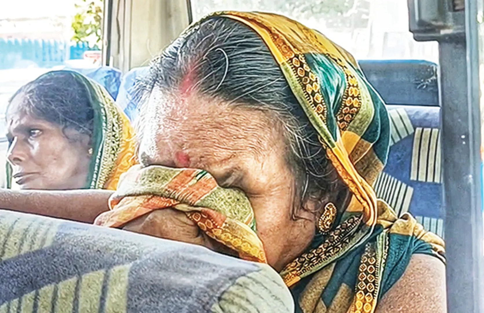 ପୁରୀରେ ହବିଷ୍ୟାଳୀ ହନ୍ତସନ୍ତ, ପରିଚିତଙ୍କୁ ରଖିବା ଲାଗି ପଞ୍ଜୀକୃତଙ୍କୁ ତଡ଼ିଲେ