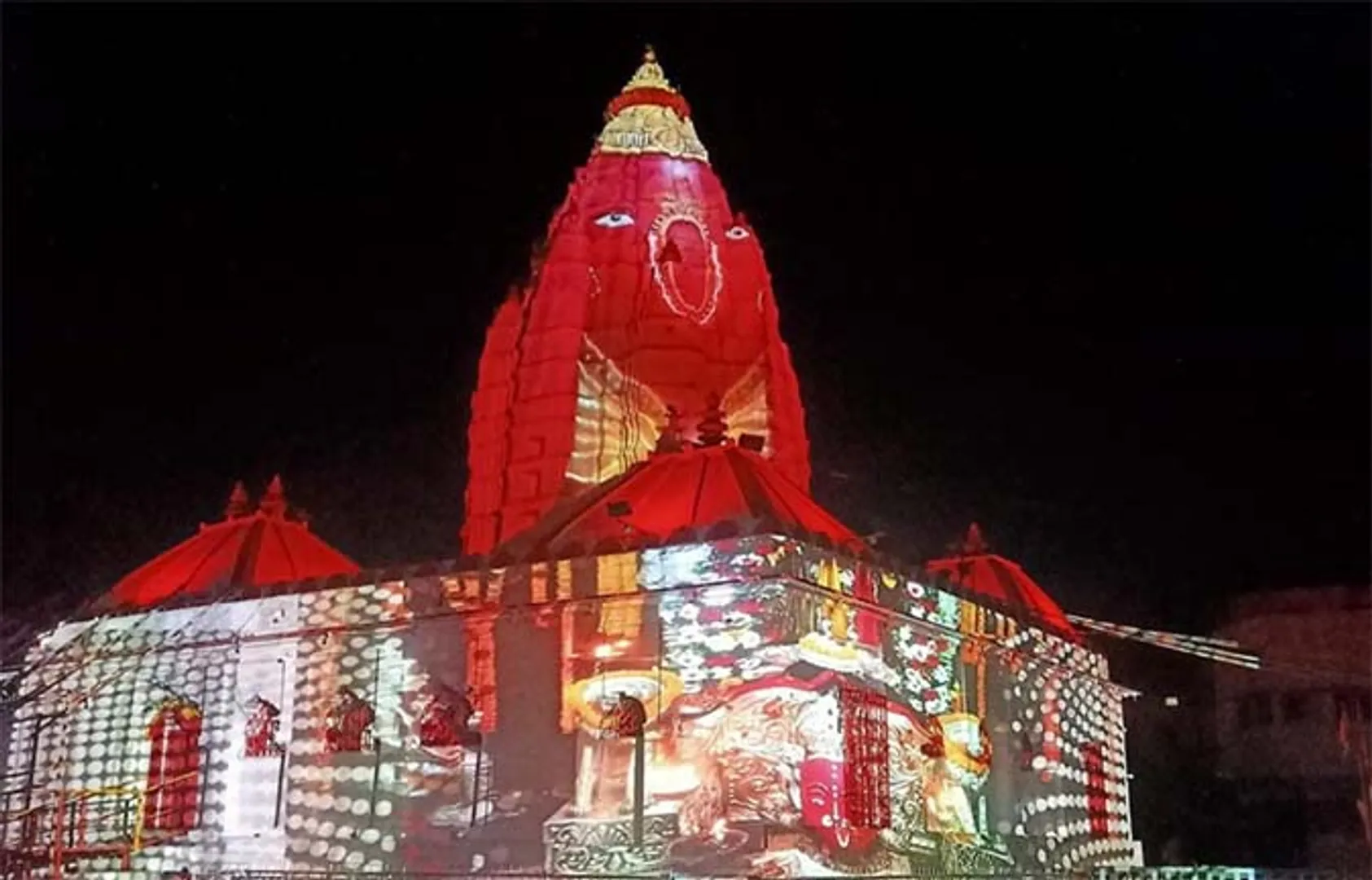 ମା’ ସମଲେଶ୍ବରୀଙ୍କ ମନ୍ଦିରରେ ଲାଇଟ୍‌ ଆଣ୍ଡ ସାଉଣ୍ତ ସୋ ଭେଳିକି: ବର୍ଷା, ବ୍ୟାରିକେଡ୍‌ ନାଁରେ ବନ୍ଦ ରହୁଛି ସୋ’