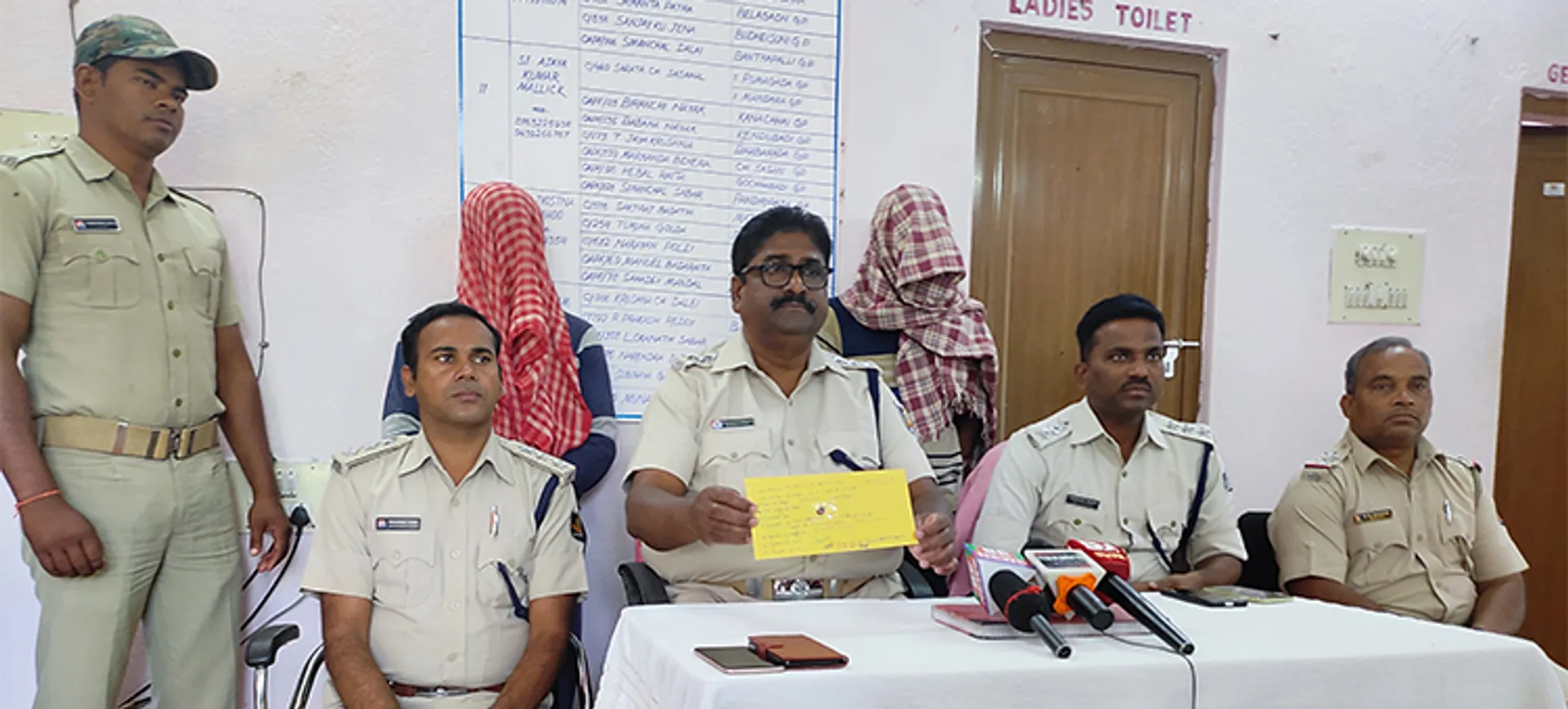 ୪ ଗ୍ରାମ୍ ବ୍ରାଉନ୍ ସୁଗାର୍ ଜବତ, ଦୁଇ ଗିରଫ