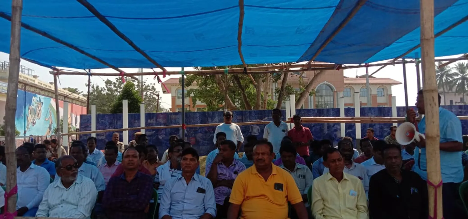 ଭଦ୍ରକ: ମେଡିକାଲ୍ କଲେଜ ଓ ବିଶ୍ଵବିଦ୍ୟାଳୟ ପ୍ରତିଷ୍ଠା ଦାବିରେ ଗଣଧାରଣା