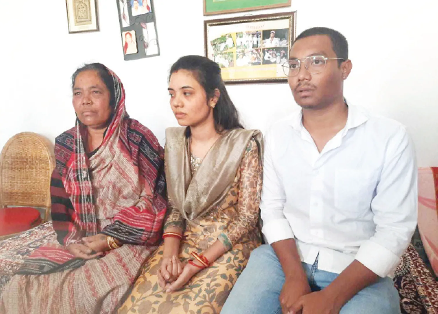 ବାପାଙ୍କ ଅଧୁରା ସ୍ବପ୍ନ ପୂରା କରିବି: ବର୍ଷାରାଣୀ