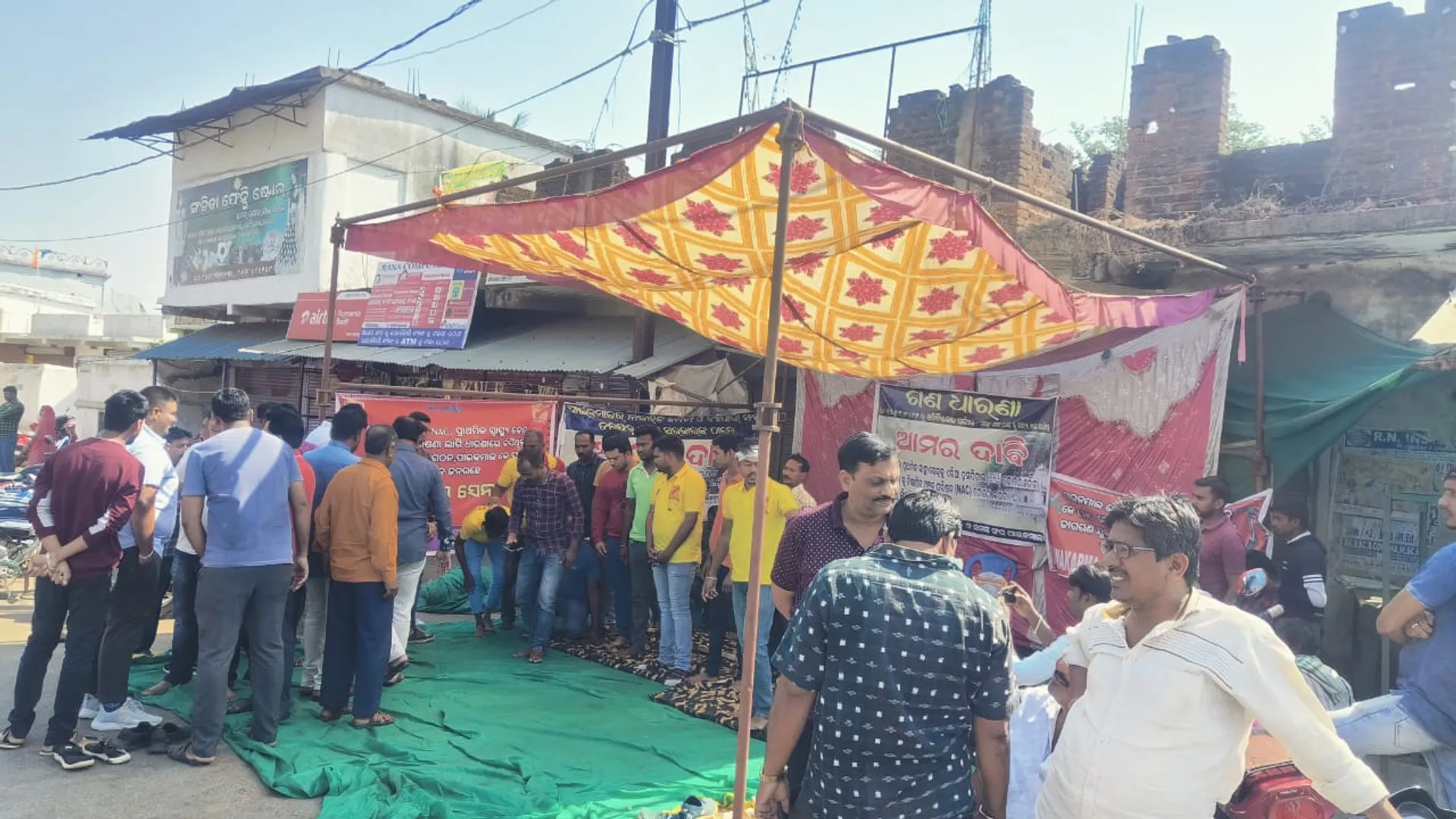 ୪୮ ଘଣ୍ଟା ପାଇଁ ପାଇକମାଲ ବନ୍ଦ: ବ୍ୟବସାୟ ଠପ୍, ଗାଡ଼ି ଚଳାଚଳ ସ୍ୱାଭାବିକ