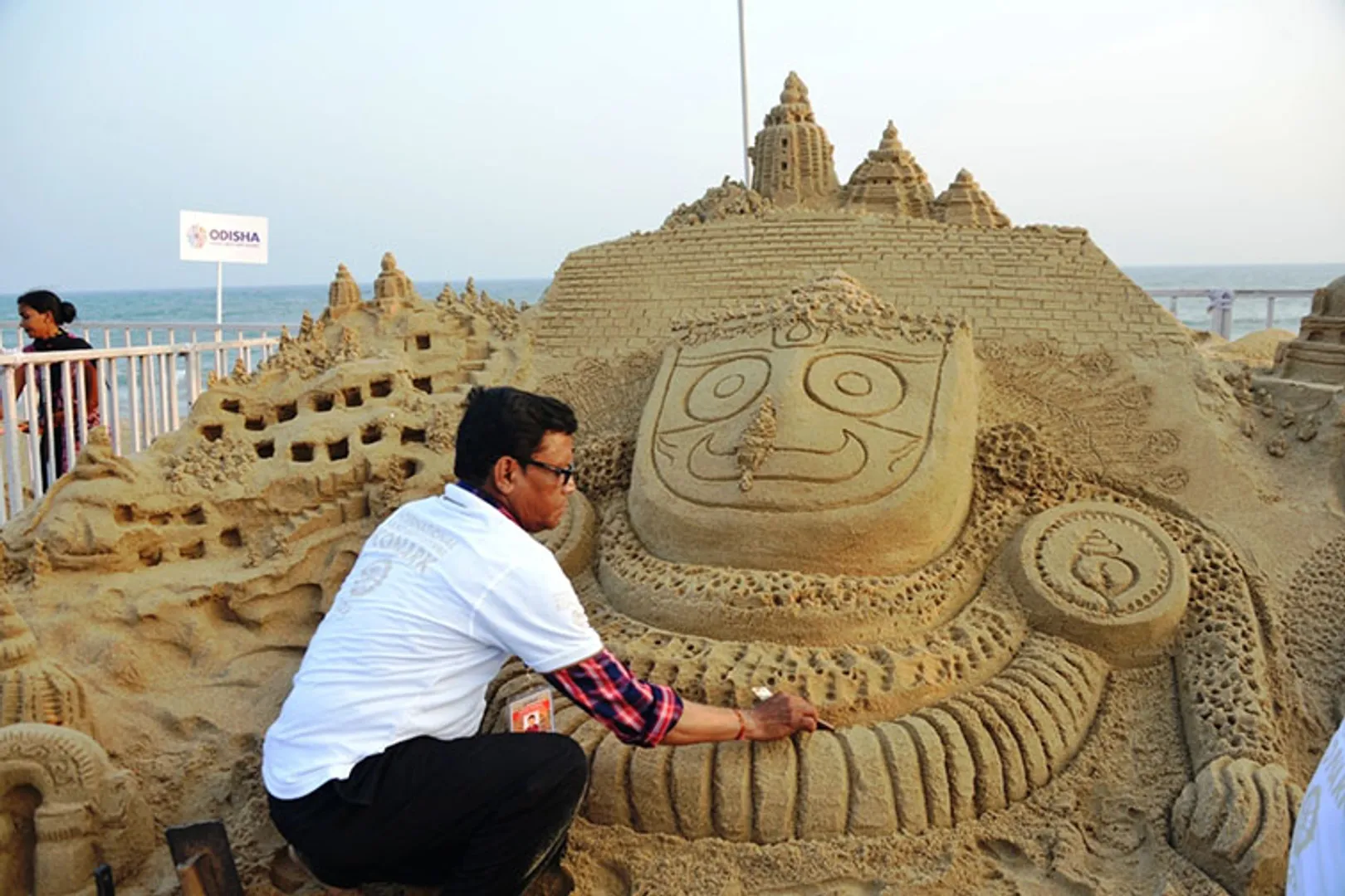 ଆନ୍ତର୍ଜାତିକ ବାଲୁକାକଳା ପ୍ରଦର୍ଶନୀ ଆରମ୍ଭ
