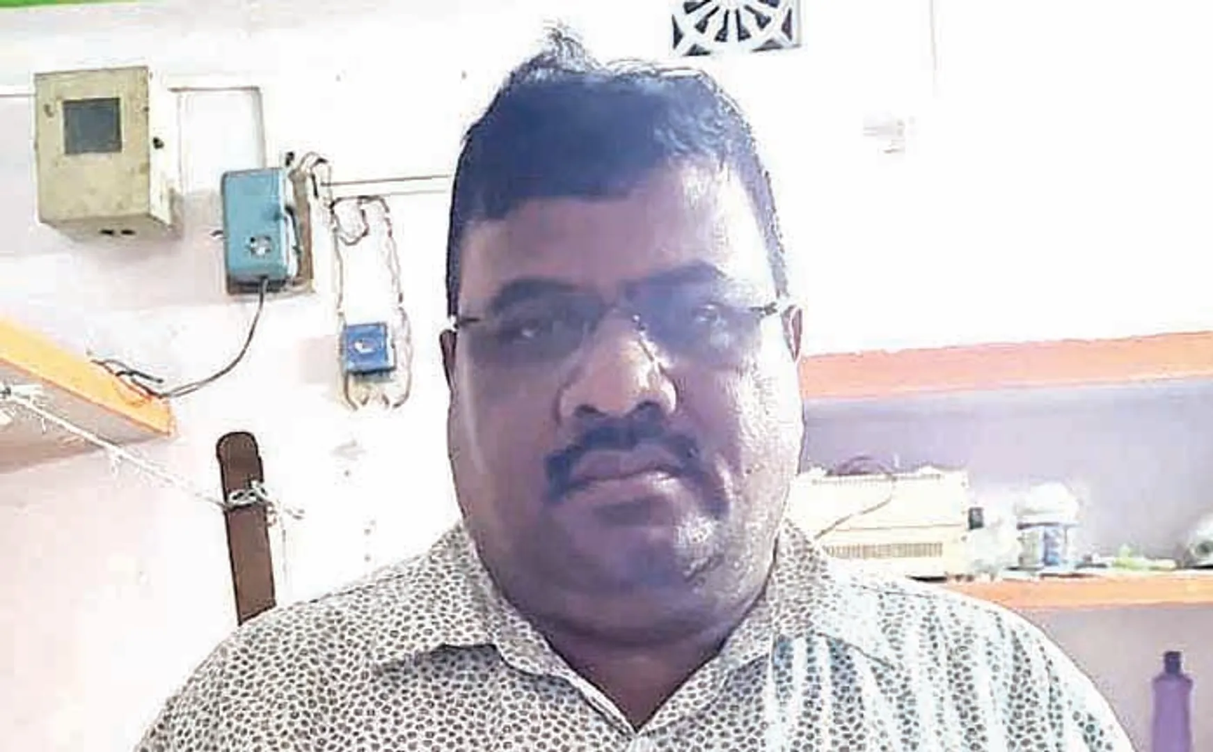 ଜେଲ୍‌ଗଲେ ଡେପୁଟି କଲେକ୍ଟର, ପତ୍ନୀଙ୍କ ନାଁରେ ମାମଲା