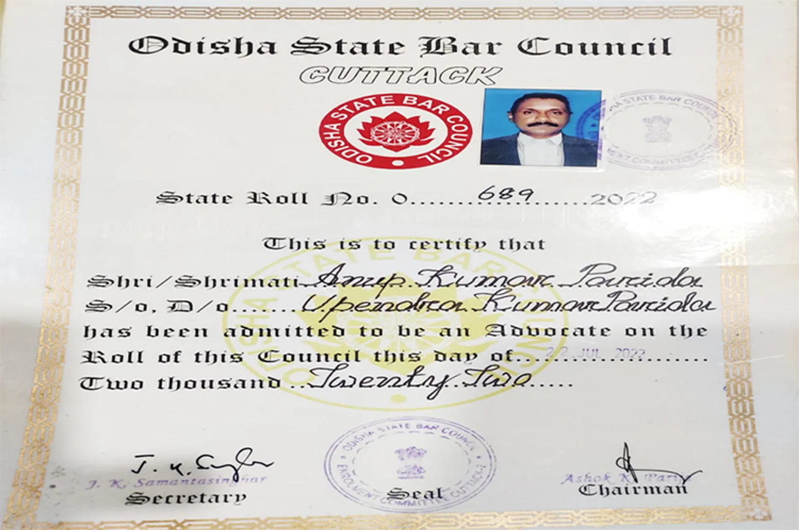 ଯୁବ ଆଇନଜୀବୀଙ୍କ ଲାଇସେନ୍ସ ସରେଣ୍ଡର 