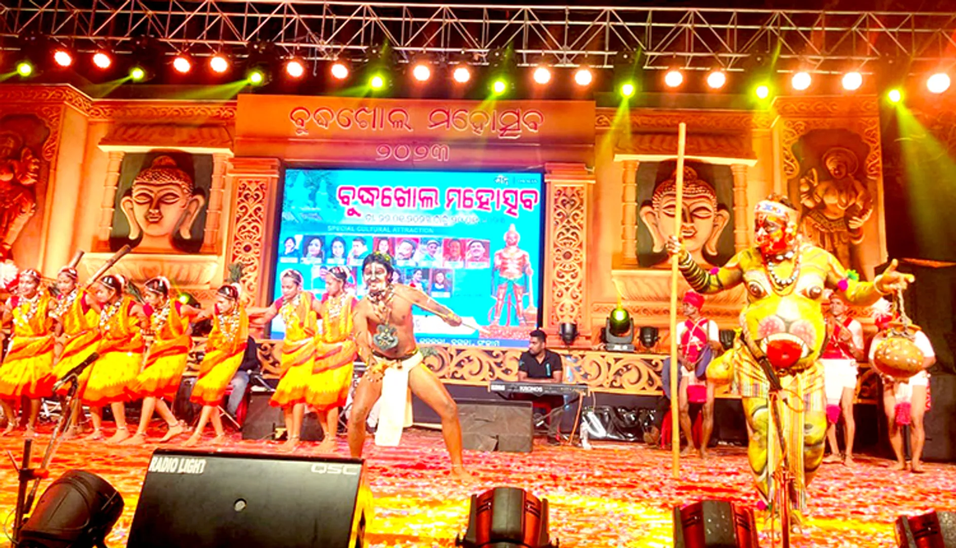 ବୁଦ୍ଧଖୋଲ ମହୋତ୍ସବ ଉଦ୍‌ଯାପିତ: ଝୁମାଇଲେ ସତ୍ୟଜିତ୍, ଅନ୍ତରା, ସୁଧାକର