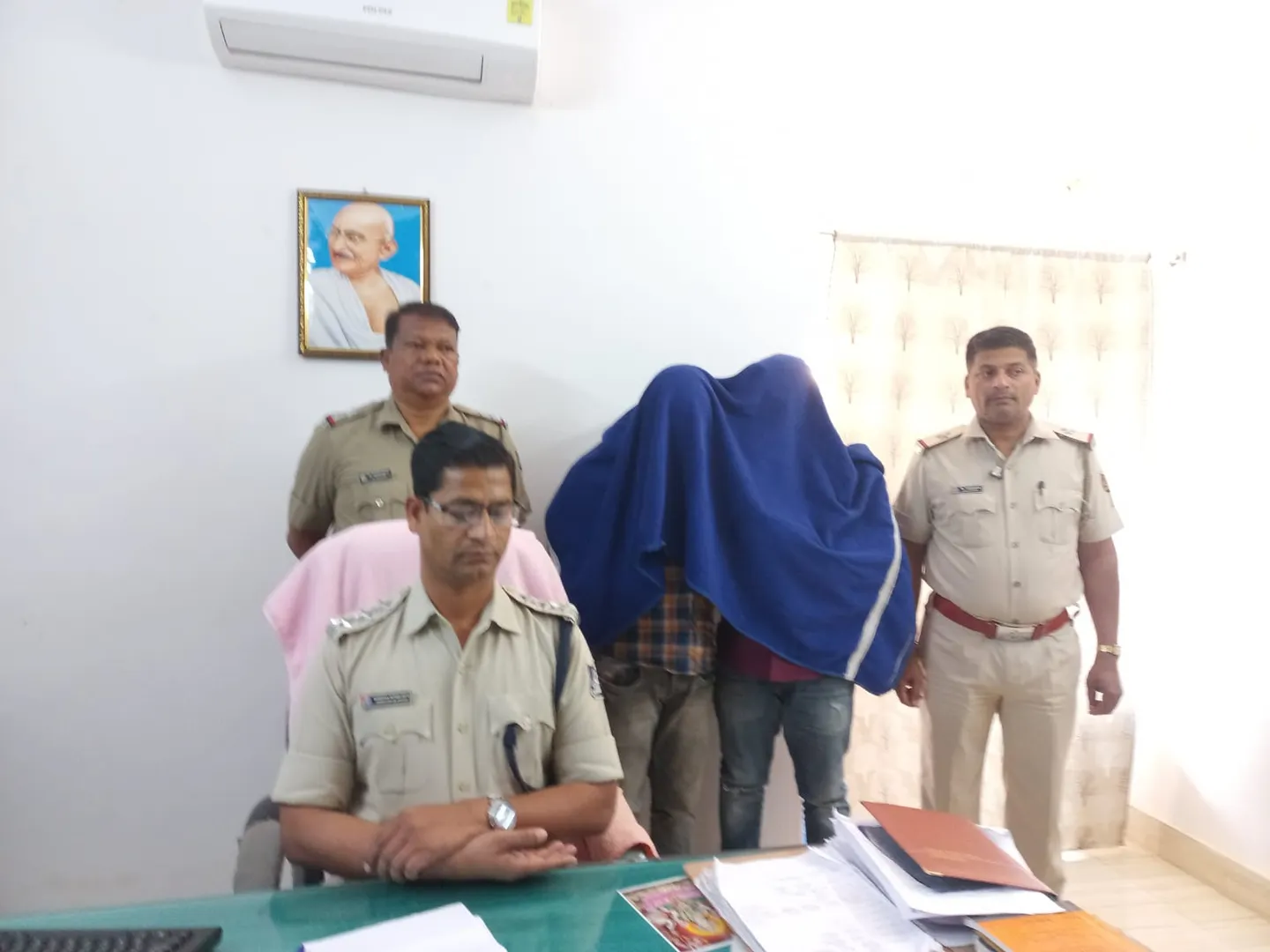 ରେଳ ବିଭାଗରେ ଚାକିରି ନାଁରେ ୫.୪୮ ଲକ୍ଷ ଠକେଇ, ୨ ଗିରଫ