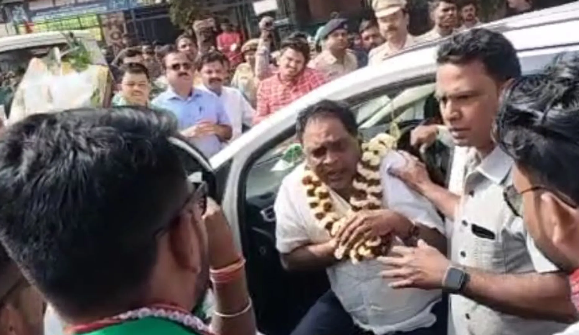 ନବ ଦାସ ହତ୍ୟା ଘଟଣା:ମୁହଁ ଖୋଲିଲେ ଜୀବନ 