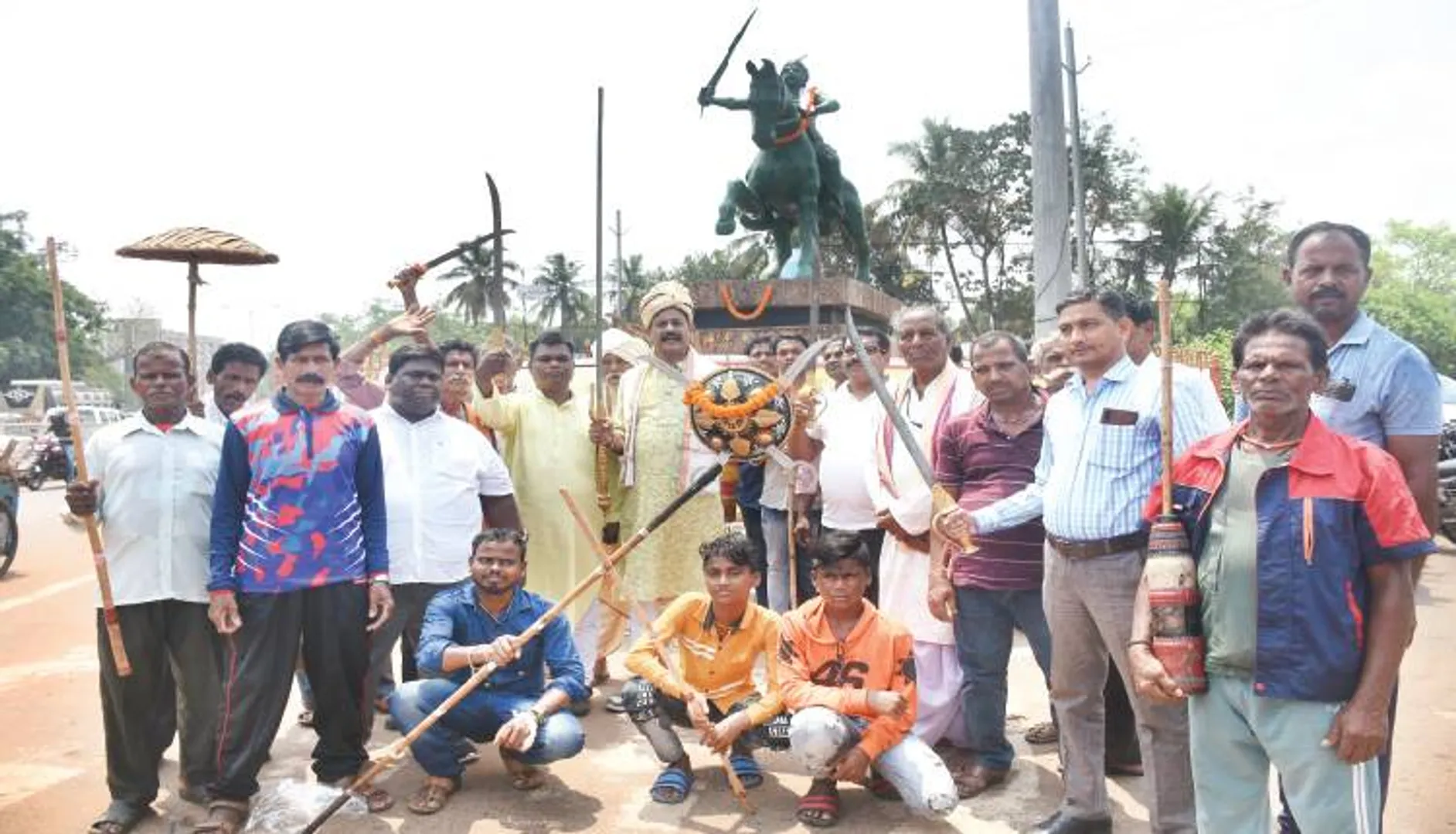 କେନ୍ଦ୍ର ସରକାର ‘ପାଇକ ରେଜିମେଣ୍ଟ’ଗଠନ କରନ୍ତୁ