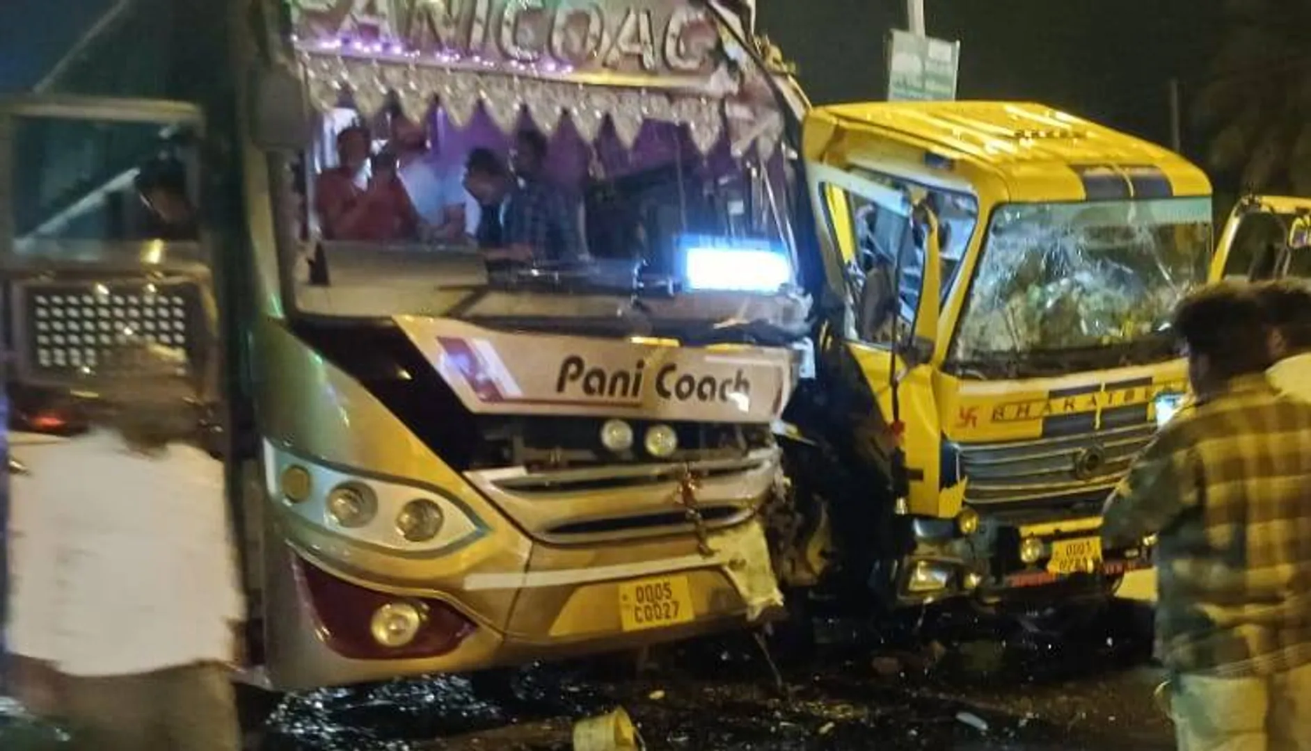 ବସ୍‌କୁ ପିଟିଲା ହାଇୱା, ୧୦ ଆହତ