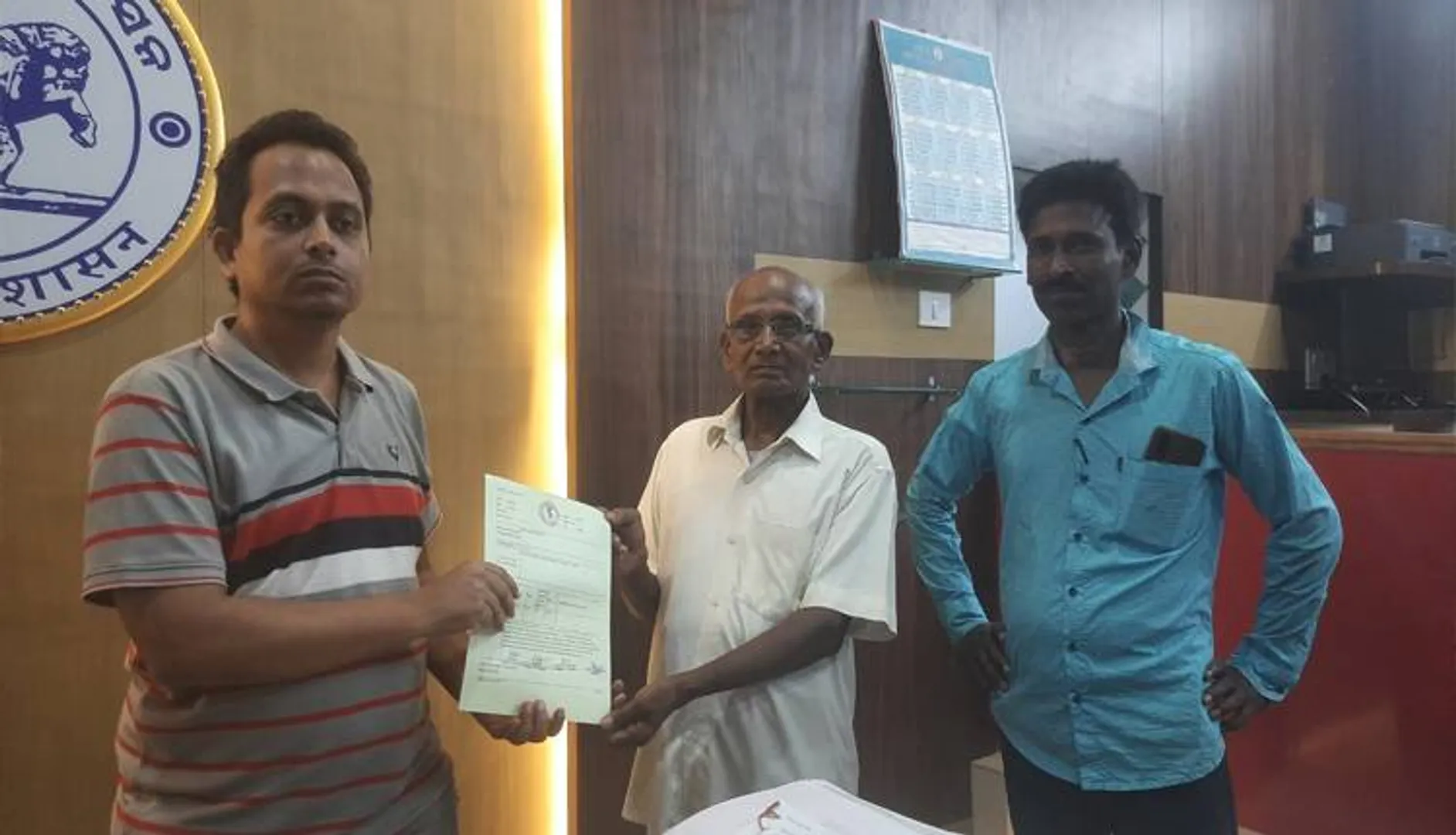 ୩୬ ବର୍ଷ ପରେ ଯବାନଙ୍କୁ ମିଳିଲା ଜମିପଟ୍ଟା