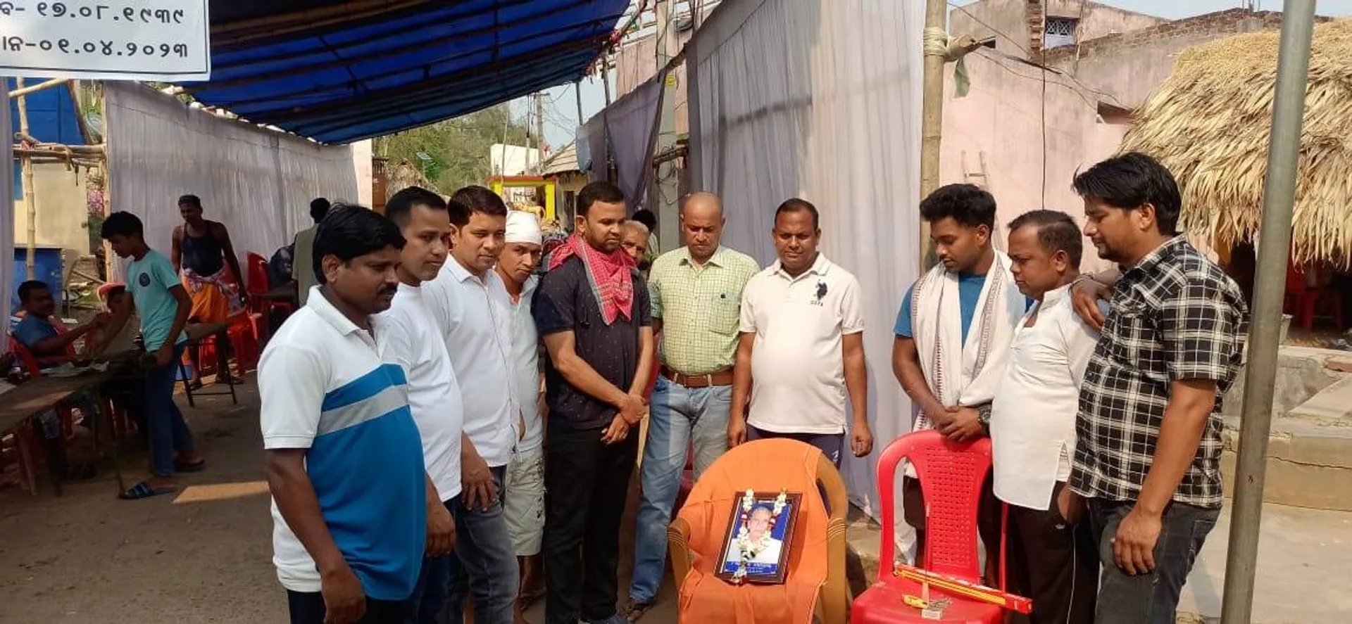 ଅସହାୟ ବୃଦ୍ଧାଙ୍କ ଶବ ସତ୍କାର କଲେ ଗ୍ରାମବାସୀ