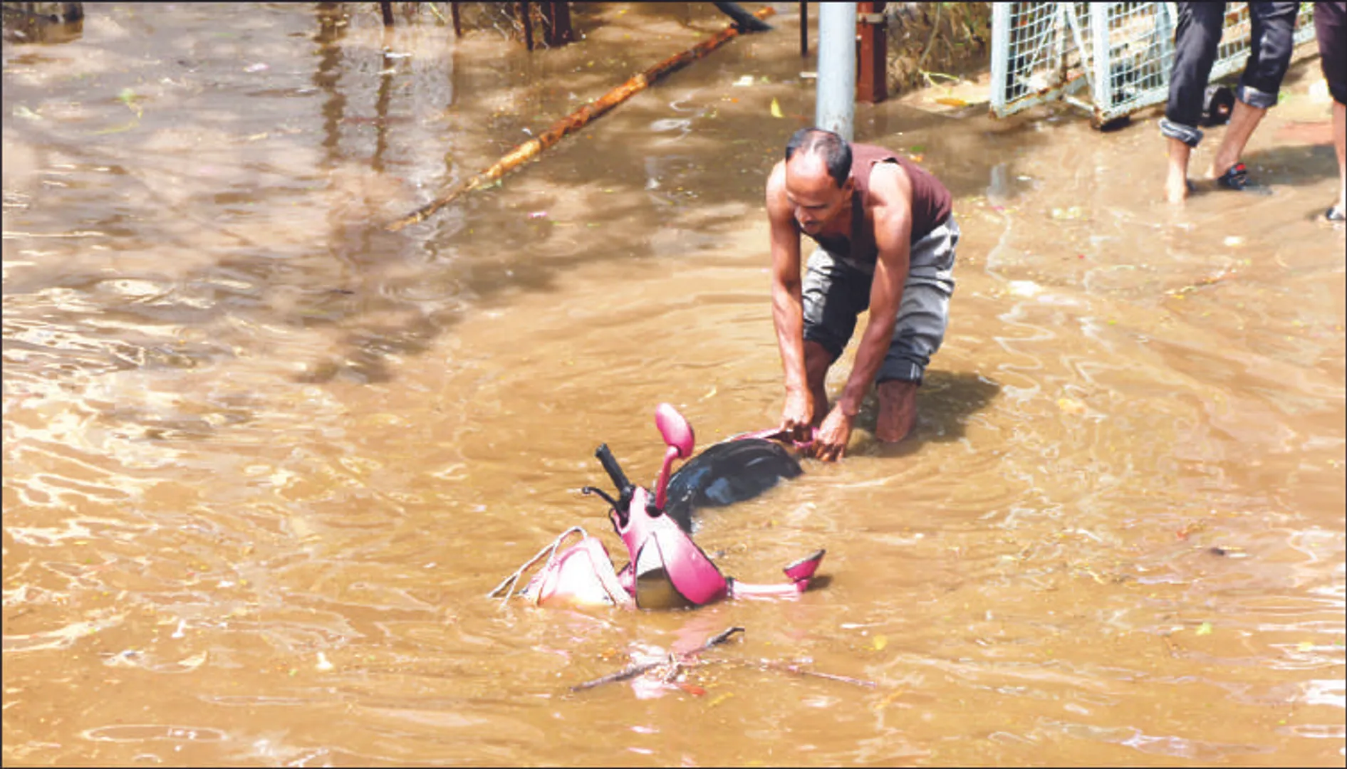ବର୍ଷା‌ରେ ବେହାଲ ରାଜଧାନୀ