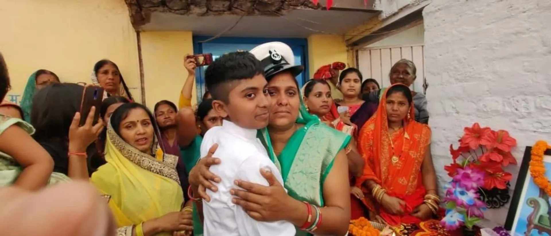 ନୌସେନାରେ ଚାକିରି ପାଇ ଖୁସିରେ ଘରକୁ ଫେରିବା ପରେ ଝିଅ ଜାଣିଲେ ବାପା ଆରପାରିକୁ ଚାଲି ଯାଇଛନ୍ତି