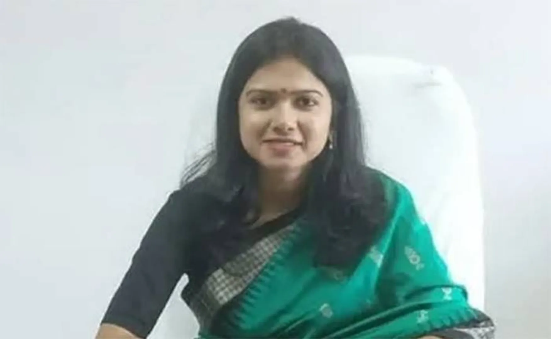 ବିବାହ ପାଇଁ ଛୁଟିରେ ଗଲେ ସମ୍ବଲପୁର ଜିଲ୍ଲାପାଳ ଅନନ୍ୟା