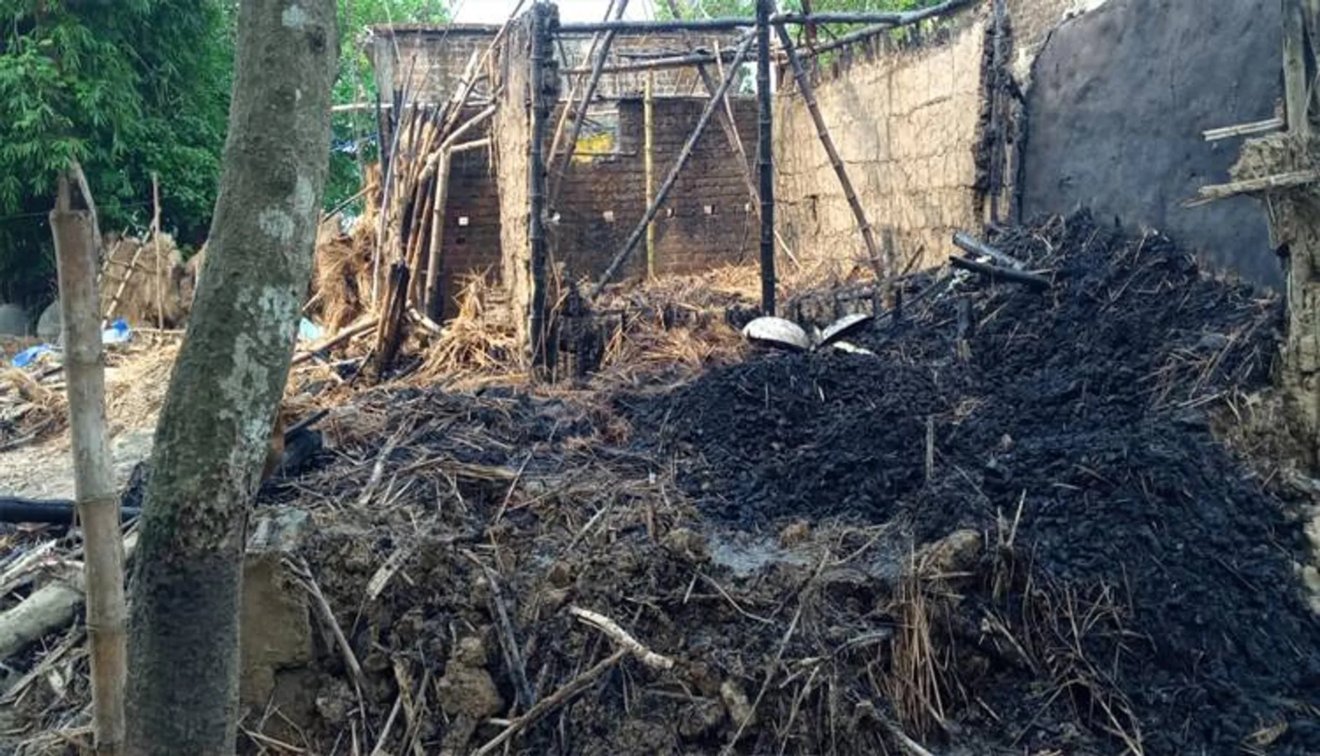 ୮ ବଖରା ଜଳିଗଲା, ୪ ଛେଳି ପୋଡ଼ିଗଲେ