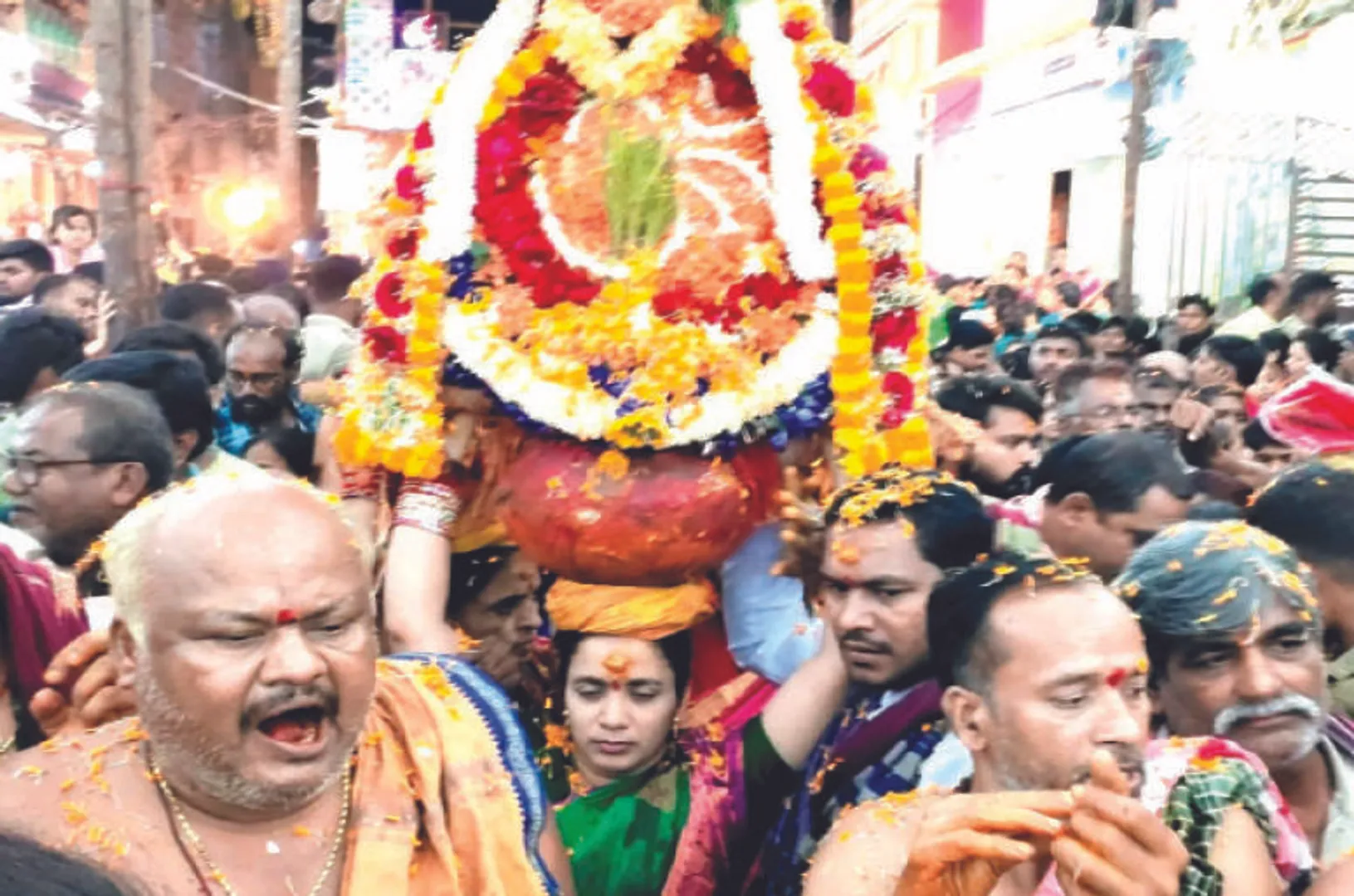 ମା’ ବୁଢ଼ୀ ଠାକୁରାଣୀଙ୍କ ଯାତ୍ରା କଥା: ମା’ଙ୍କ ପ୍ରତ୍ୟାବର୍ତ୍ତନରେ ସାମିଲ ହୁଅନ୍ତି ହଜାର ହଜାର ମାନସିକ ଘଟଧାରୀ