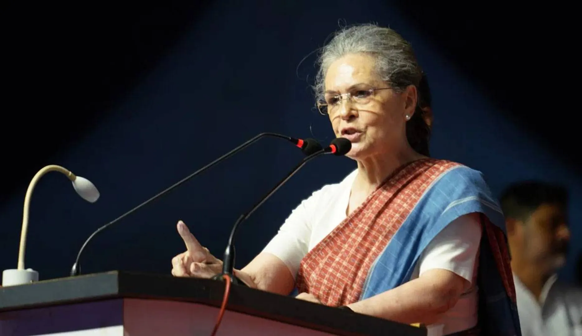‘ବିଜେପି’ର ଲୁଟ୍‌, ମିଥ୍ୟା, ଅହଙ୍କାର ଓ ବିଦ୍ବେଷର ଅବସାନ ପାଇଁ କଂଗ୍ରେସକୁ ଭୋଟ୍‌ ଦିଅନ୍ତୁ: ସୋନିଆ ଗାନ୍ଧୀ