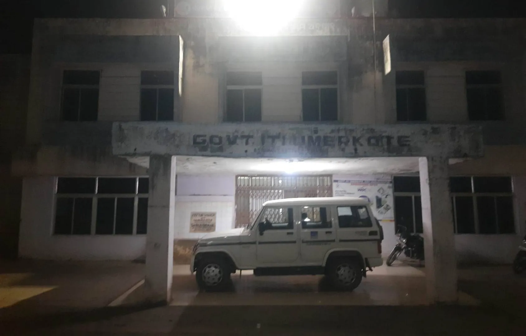 ଉମରକୋଟ ସରକାରୀ ତାଲିମ ଶିଳ୍ପ କେନ୍ଦ୍ର: ପଙ୍ଖାରେ ଝୁଲିପଡ଼ିଲେ ସହକାରୀ ପ୍ରଶିକ୍ଷିକା, ୫ ବର୍ଷରେ ଜୀବନ ହାରିଲେଣି ୩ ଜଣ