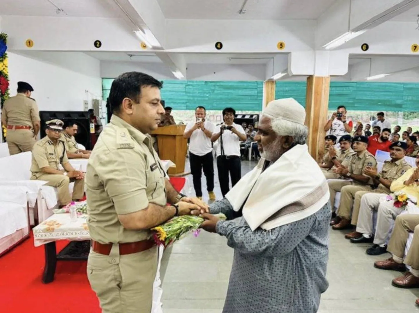 ପ୍ରଥମେ ମହାପ୍ରଭୁ ଯିବେ, ତାପରେ ପତ୍ନୀଙ୍କୁ ଦିଆଯିବ କବର : ରଥ ଯିବ ବୋଲି ନିଜ ପତ୍ନୀଙ୍କ ଅନ୍ତିମ ସଂସ୍କାର ଅଟକାଇଦେଲେ ସଲିମ