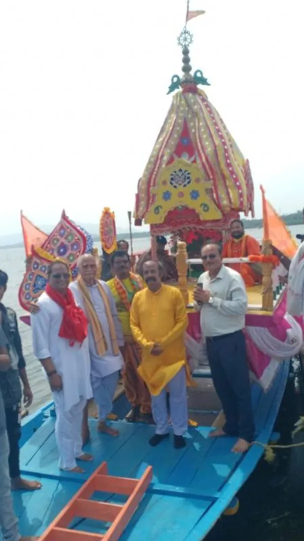 କାଙ୍କଣଶିଖରୀ ଚିଲିକା ଜଳରେ ନନ୍ଦିଘୋଷ ଯାତ୍ରା, ବାହୁଡିଲେ ମହାବାହୁ