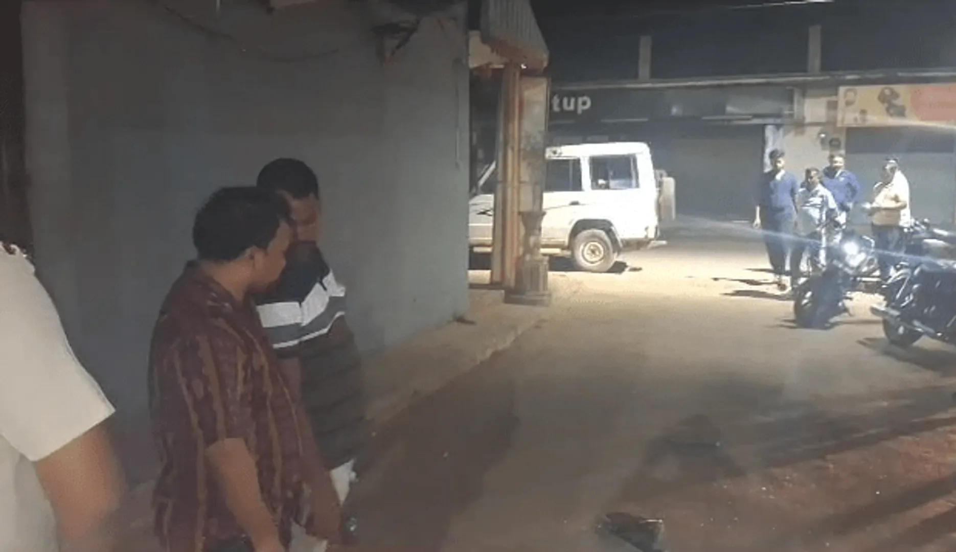 କାମାକ୍ଷାନଗର: ଯୁବ ବିଜେଡି ନେତା କାହ୍ନୁ ସାହୁଙ୍କୁ ଗୁଳିମାଡ଼, କାରଣ ଅସ୍ପଷ୍ଟ