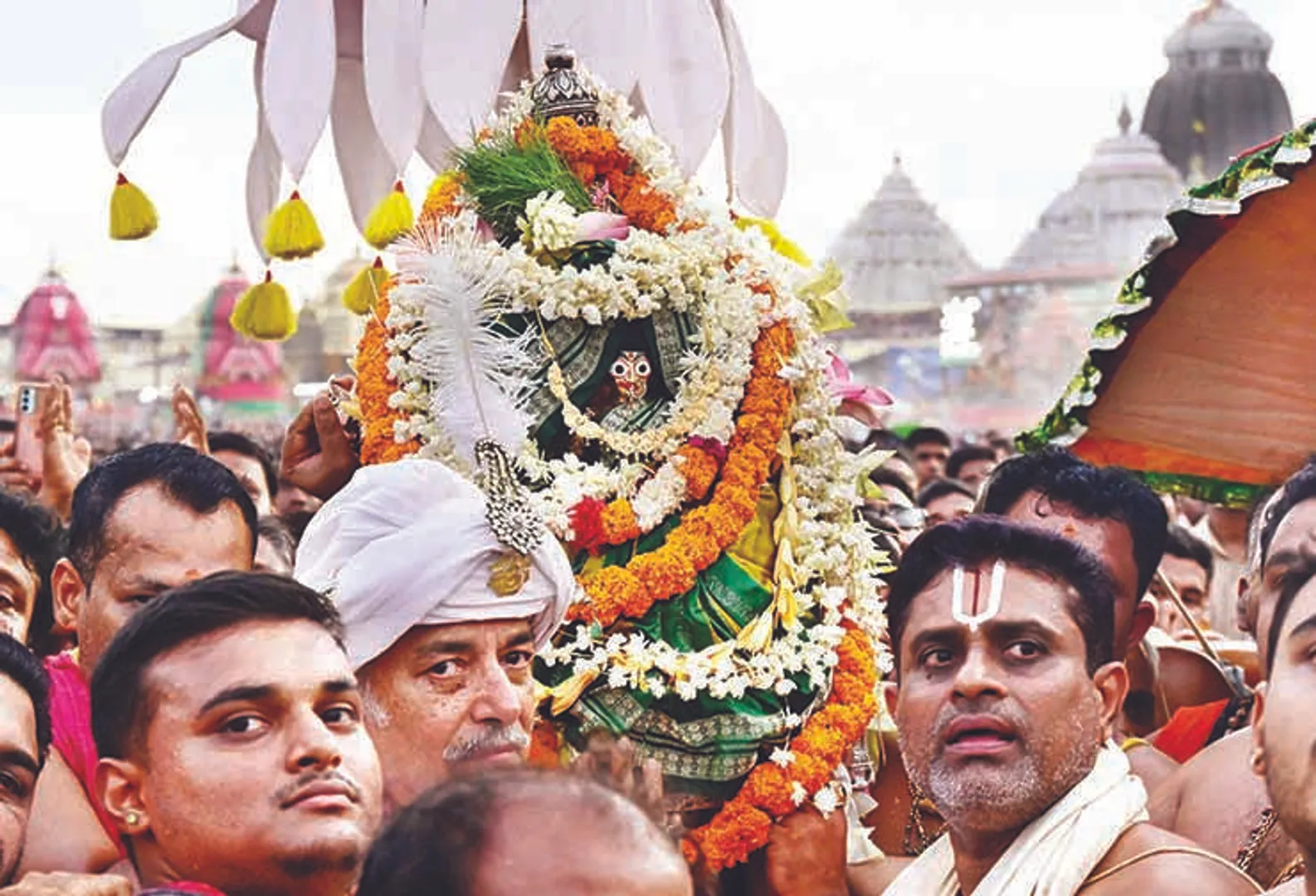ଶ୍ରୀନଅରଠାରେ ଲକ୍ଷ୍ମୀ-ନାରାୟଣ ଭେଟ