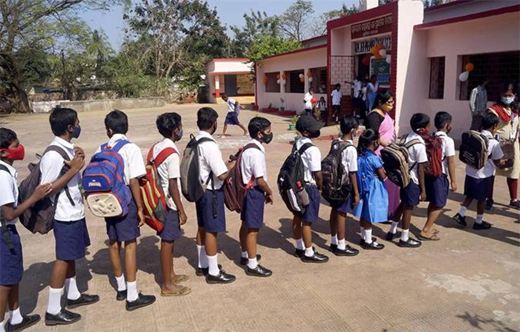 ଆରମ୍ଭ ହେବ ‘ମୁଖ୍ୟମନ୍ତ୍ରୀ ପରିଧାନ’ ଯୋଜନା