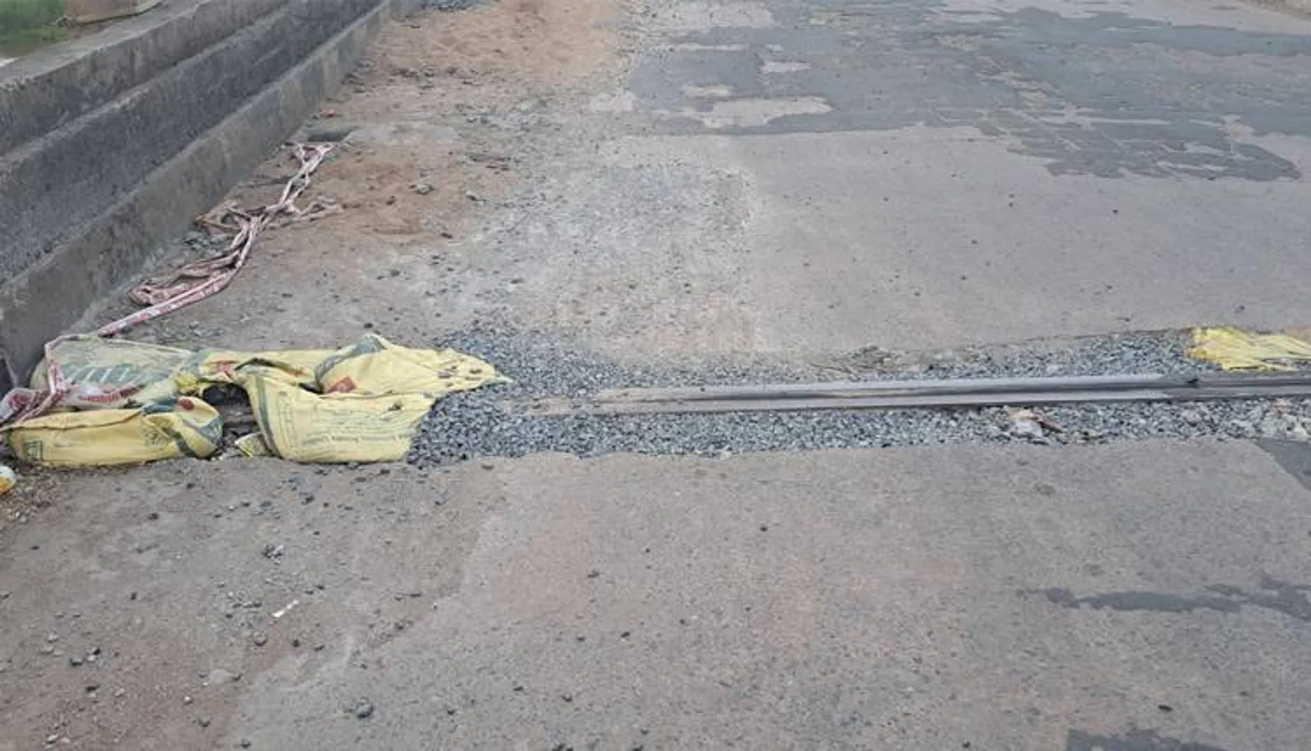 ୨୭ ବର୍ଷ ପୁରୁଣା ଋଷିକୁଲ୍ୟା ସେତୁ ସ୍ଲାବ୍ ଦୁର୍ବଳ