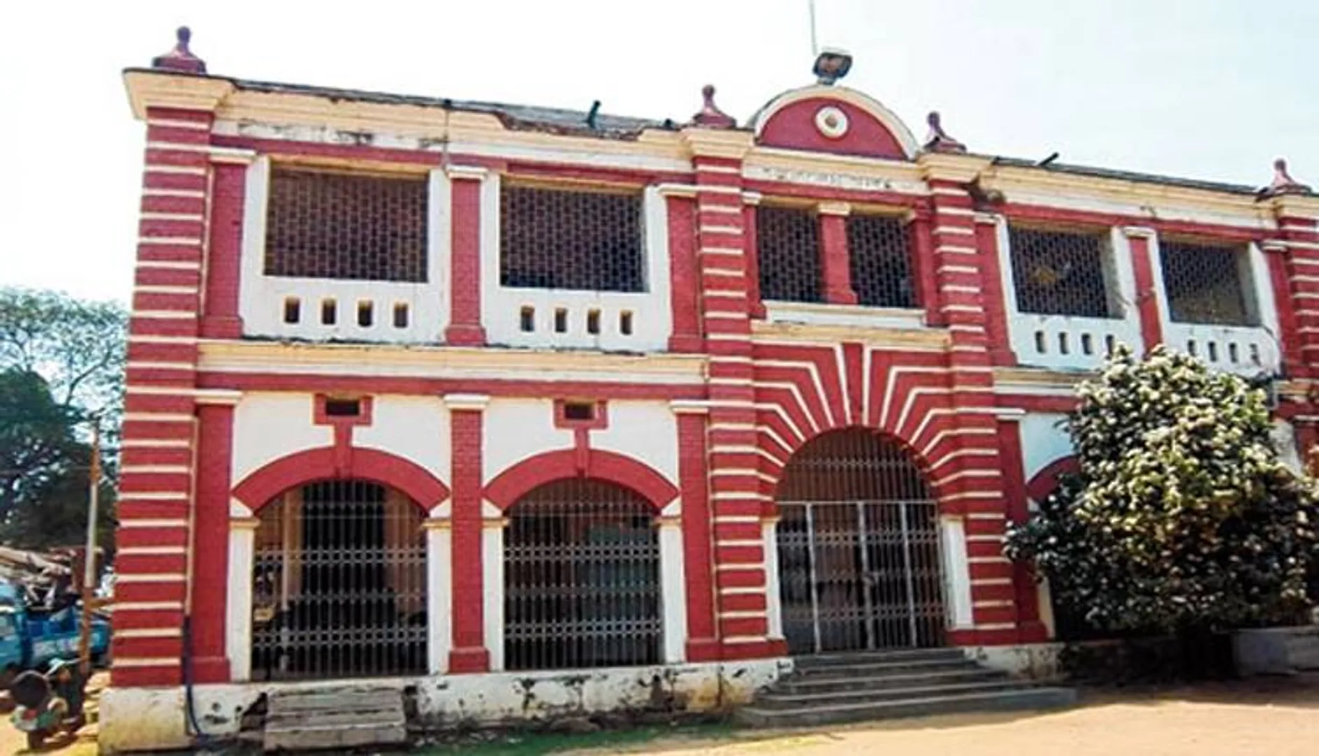 ସମ୍ବଲପୁର ମହାନଗର ନିଗମ କମିସନର ବଦଳୁଛନ୍ତି, ବଦଳୁନି ମହାନଗରର ଚିତ୍ର