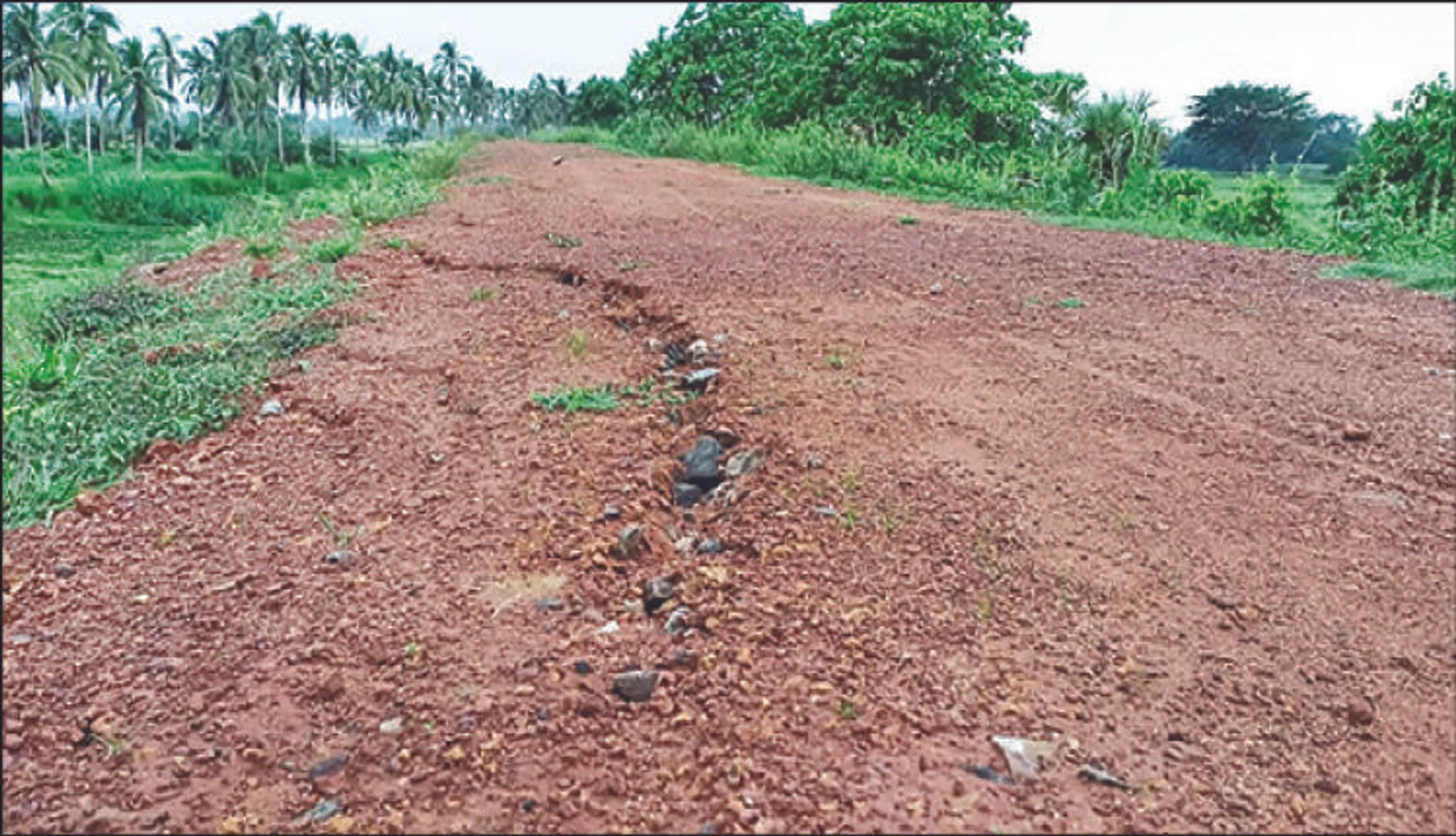 କାମକୁ ମାସେ ନ ପୂରୁଣୁ ନଦୀବନ୍ଧ ଫାଟି ଆଁ
