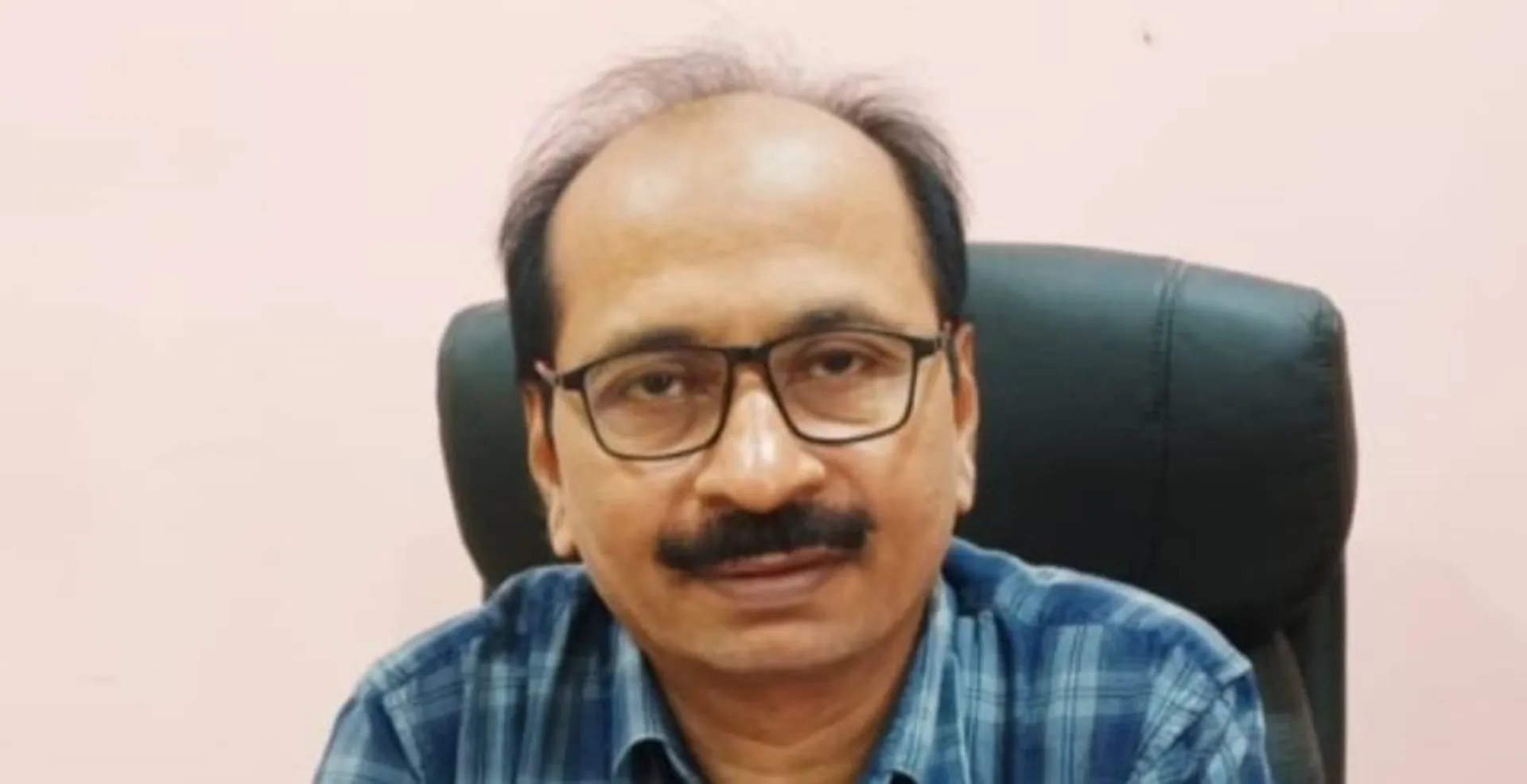 ଜିଲ୍ଲା ପ୍ରଭାଗୀୟ ଶ୍ରମ ଆୟୁକ୍ତ ଅଧିକାରୀ ଭାବେ ପ୍ରସନ୍ନ ପାଣିଗ୍ରାହୀ ନେଲେ ଦାୟିତ୍ବ