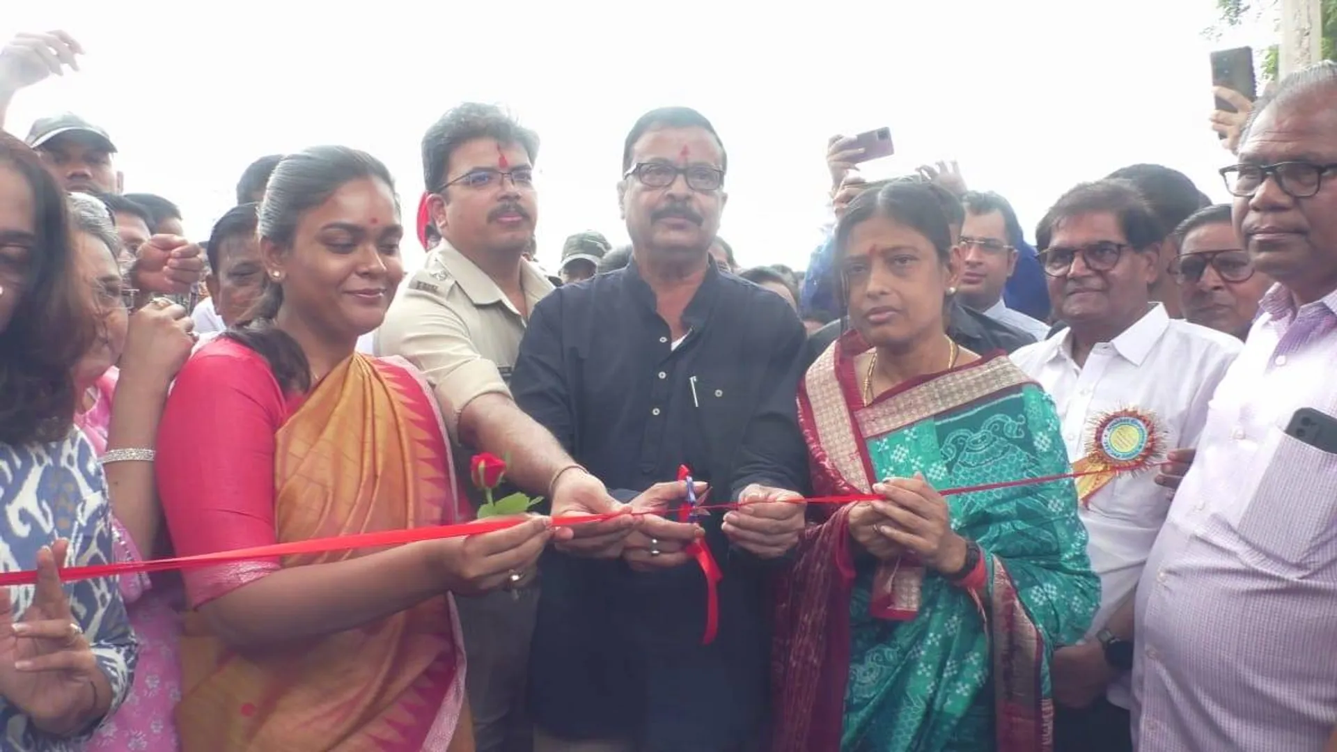 ଉଦଘାଟିତ ହେଲା ଝାରସୁଗୁଡ଼ାର ନୂଆ ବସ୍ ଟର୍ମିନାଲ