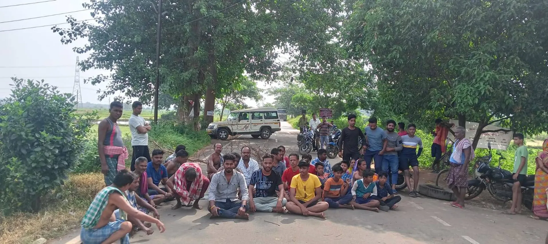 ହାତୀ ଆକ୍ରମଣରେ ମଇଁଷି ମୃତ୍ୟୁ, ବନ୍ତଳା-ସାତକୋଶିଆ ରାସ୍ତା ଅବରୋଧ