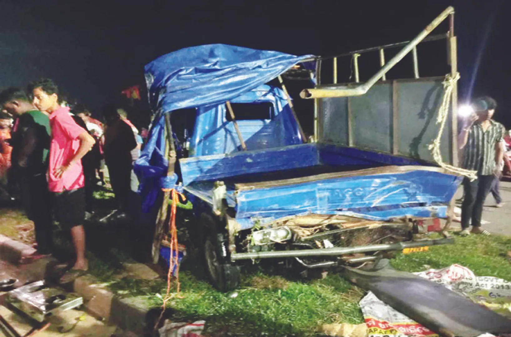 କଣ୍ଟେନର ଧକ୍କାରେ ୩ କାଉଡ଼ିଆଙ୍କ ମୃତ୍ୟୁ