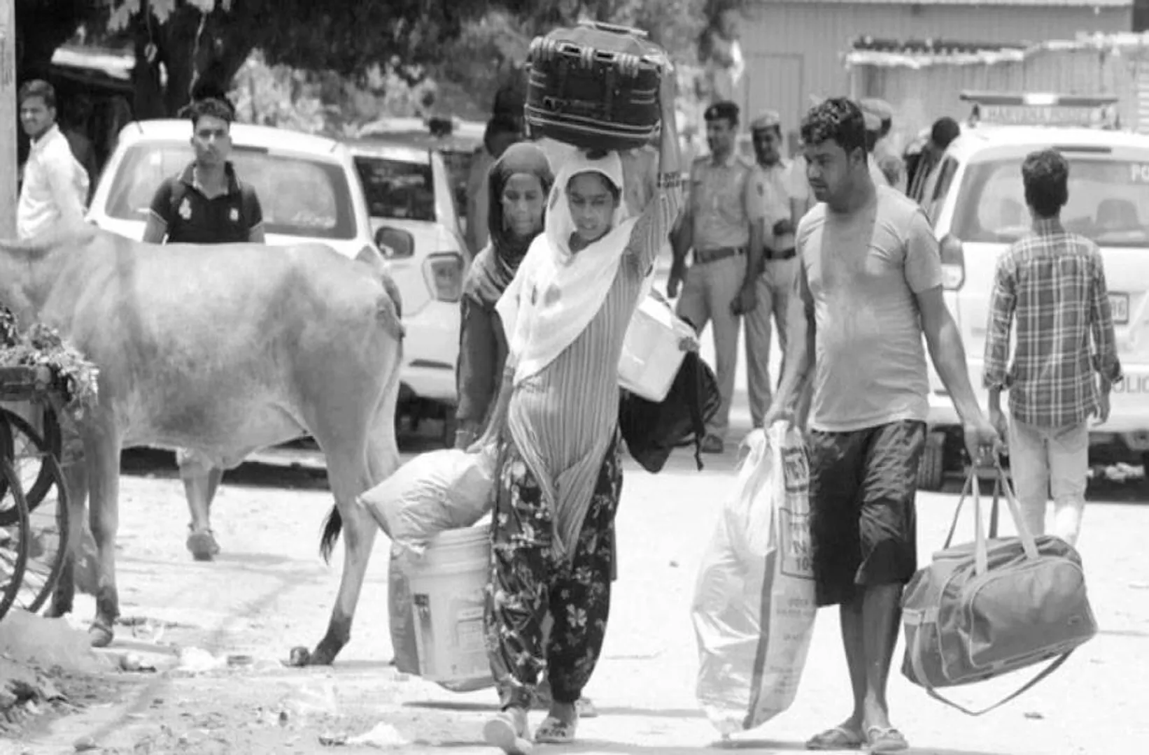 କାହା ସହିତ, କାହାର ବିକାଶ, କାହାର ବିଶ୍ବାସ?