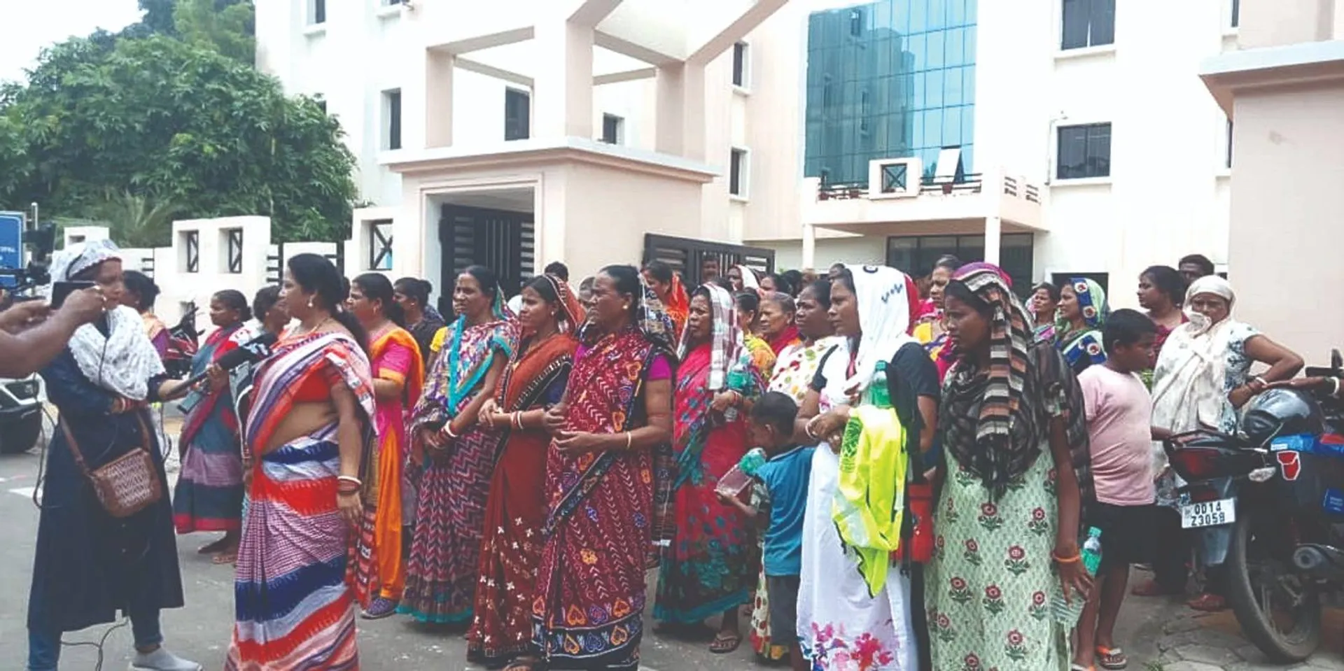 ମନ୍ଦିର ସମ୍ମୁଖରେ ବିଦେଶୀ ମଦ ଦୋକାନ: ସୁପ୍ରିମକୋର୍ଟଙ୍କ ନିର୍ଦ୍ଦେଶକୁ ଅଣଦେଖା