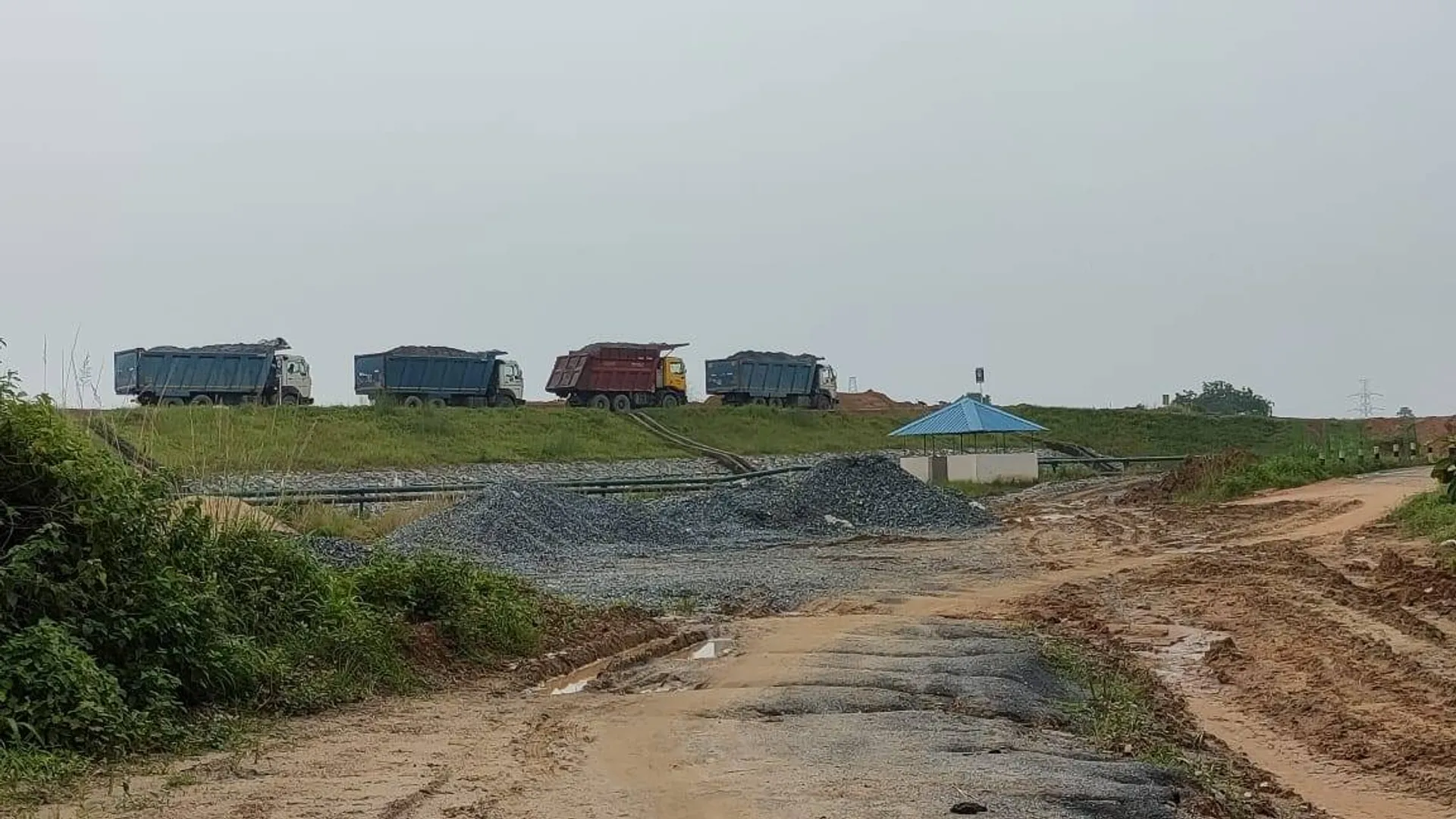 ମାଧବ ଇସ୍ପାତରେ ବେଆଇନ ପାଉଁଶ ପୋଖରୀ ଘଟଣା: ଦୁର୍ନୀତି ଲୁଚାଇବାକୁ ରିସୋର୍ଟ ନିର୍ମାଣ ଯୋଜନା