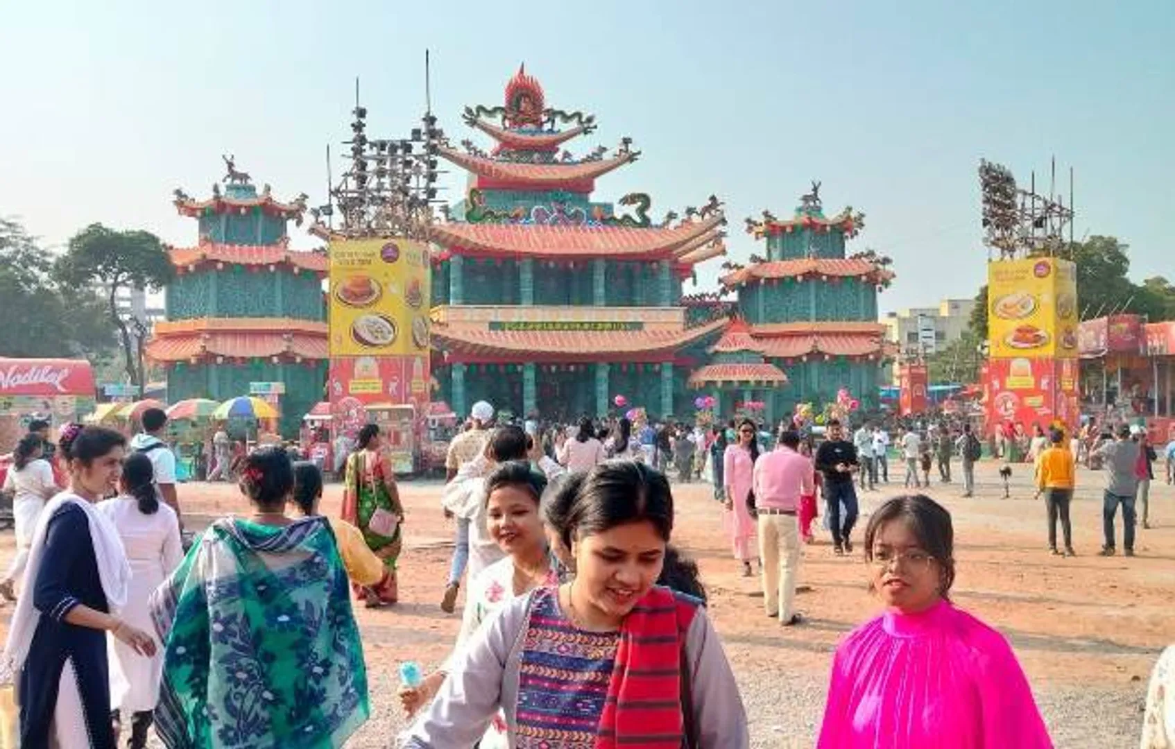 ଭୁବନେଶ୍ବର ରସୁଲଗଡ଼ ଦୁର୍ଗାପୂଜାରେ ଶ୍ରଦ୍ଧାଳୁ