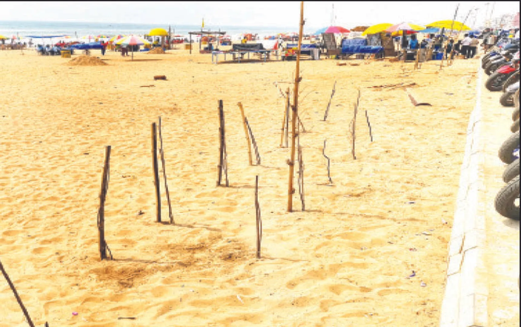ବେଳାଭୂମି ସୌନ୍ଦର୍ଯ୍ୟୀକରଣ ପ୍ରକଳ୍ପ: ମରିଗଲା ଚାରା, ରହିଛି ଖୁଣ୍ଟି