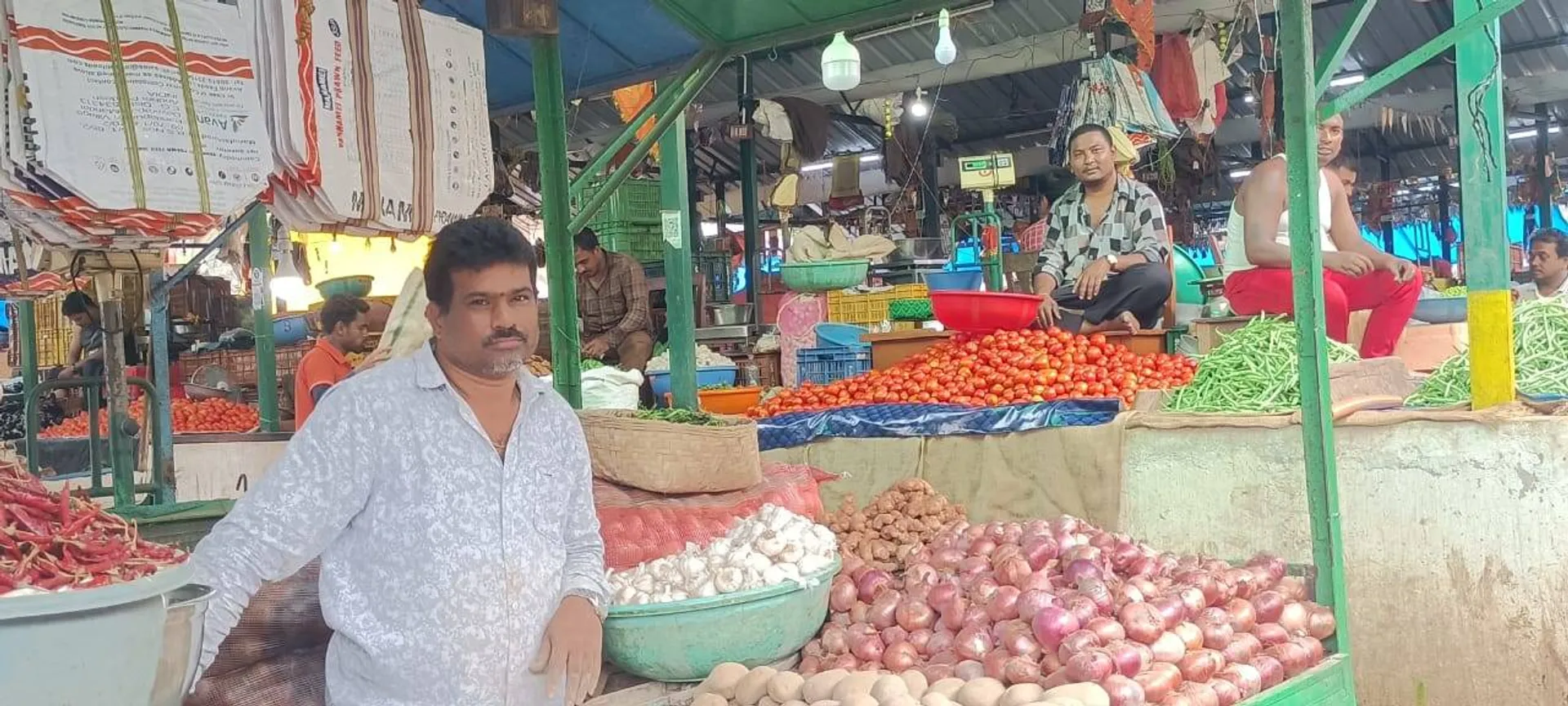 ରୋଷେଇ ଘରେ ମହଙ୍ଗା ମାଡ଼: ୬୦ଟଙ୍କାରେ ପହଚିଂଲା ପିଆଜ