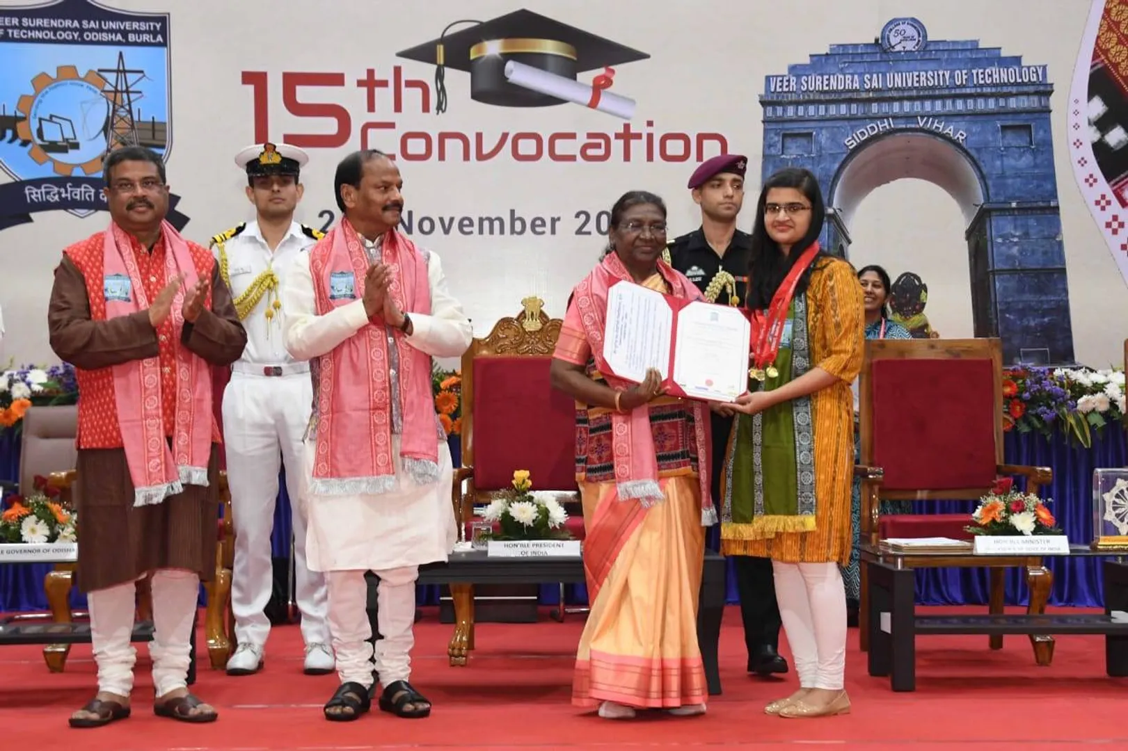 ବୈଷୟିକ ଉନ୍ନତି ସମୟରେ ଆମେ ଆମର ପାରମ୍ପରିକ ମୂଲ୍ୟବୋଧକୁ ଭୁଲିବା ଉଚିତ ନୁହେଁ: ରାଷ୍ଟ୍ରପତି