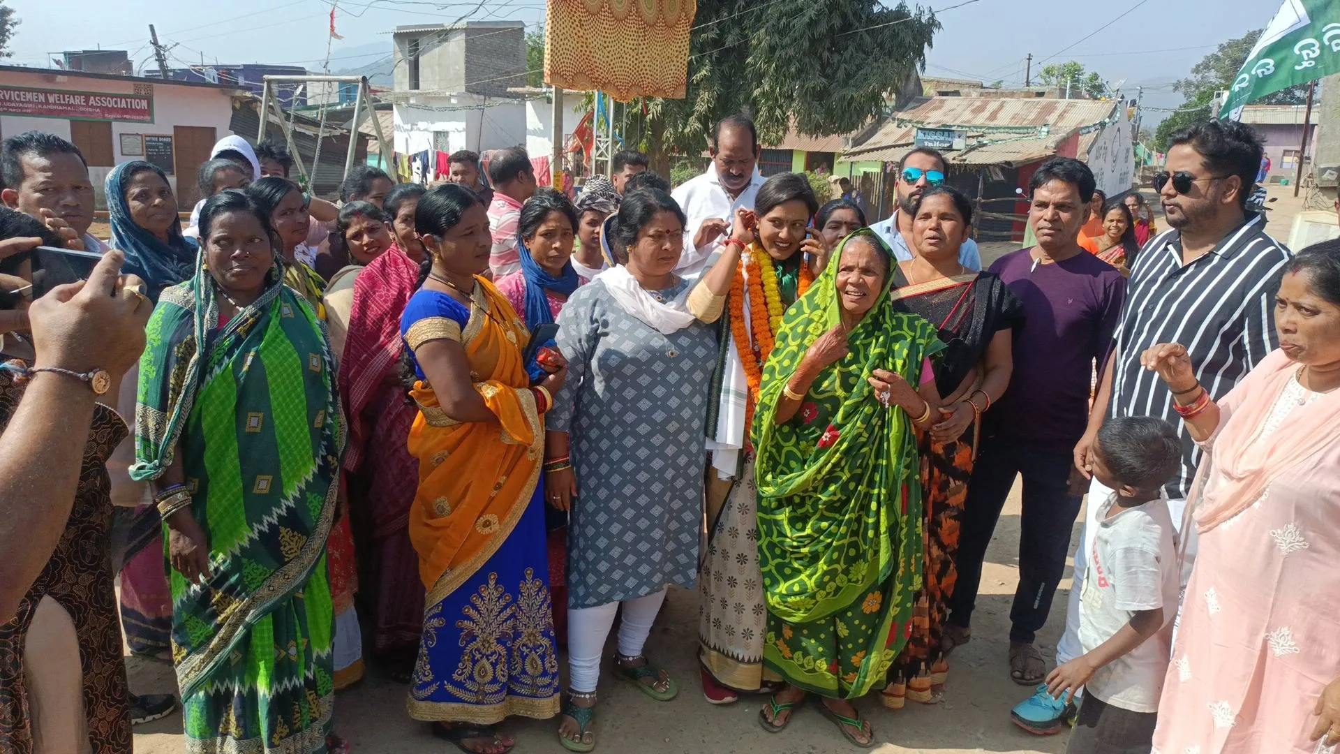 ମା'ର ଅଧୁରା ସ୍ୱପ୍ନକୁ ପୂରଣ କରିବି: ଦେବସ୍ମିତା